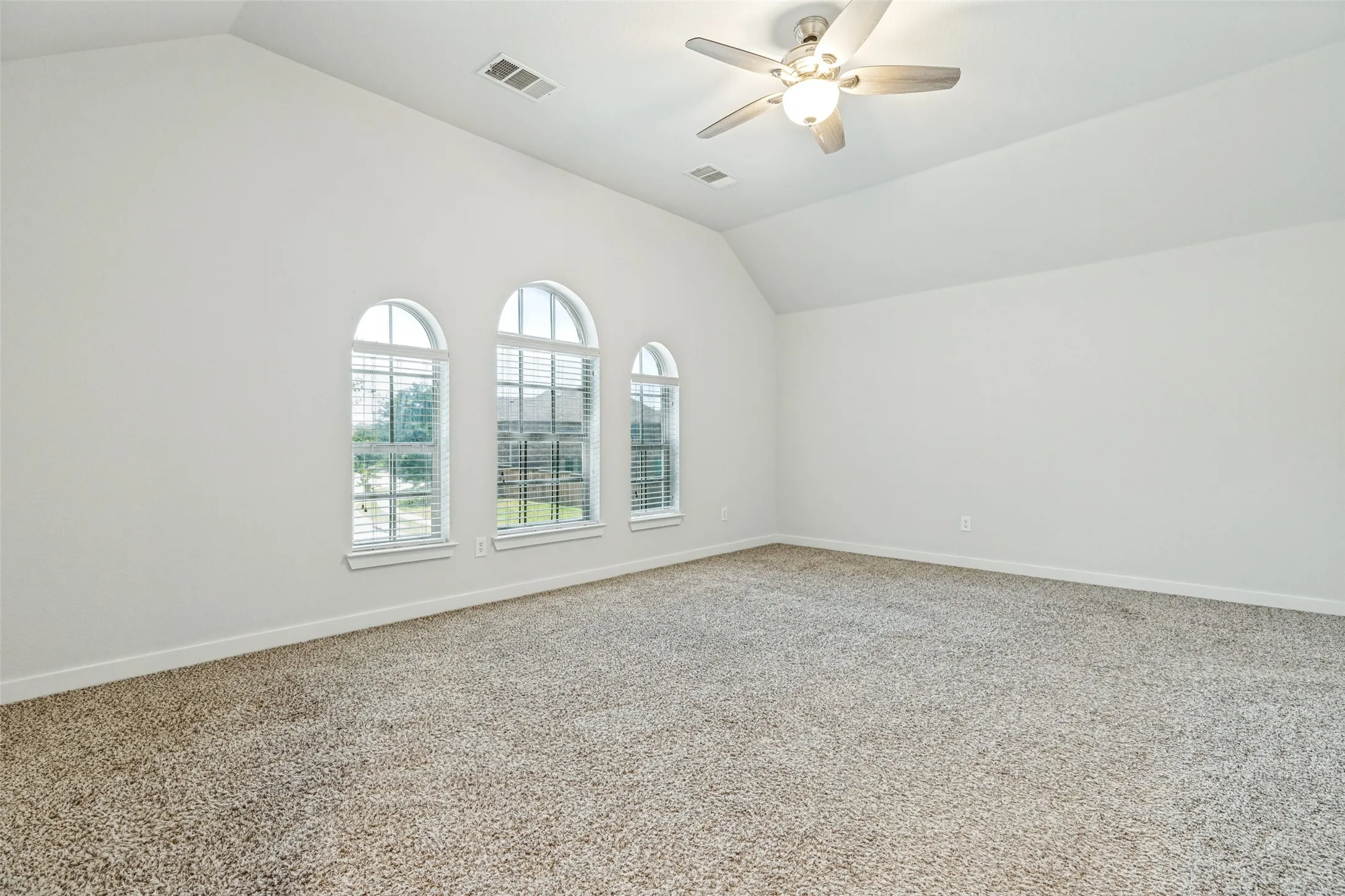 Single Family Residence For Sale in Collin County , 2309 Willard Drive, Mc Kinney, Texas 75072, 4 Bedroom, 3 Bathroom, 2 Garage spaces, 2,746 Sqft, built in 2008, mls#21372890, Real Estate Agent in Mc Kinney, Homes For Sale in Collin county, Homes For Sale in Mc Kinney, Realtor in Mc Kinney Texas, Real Estate Brokerage Independent Realty Texas, Luminita Cordes Realtor