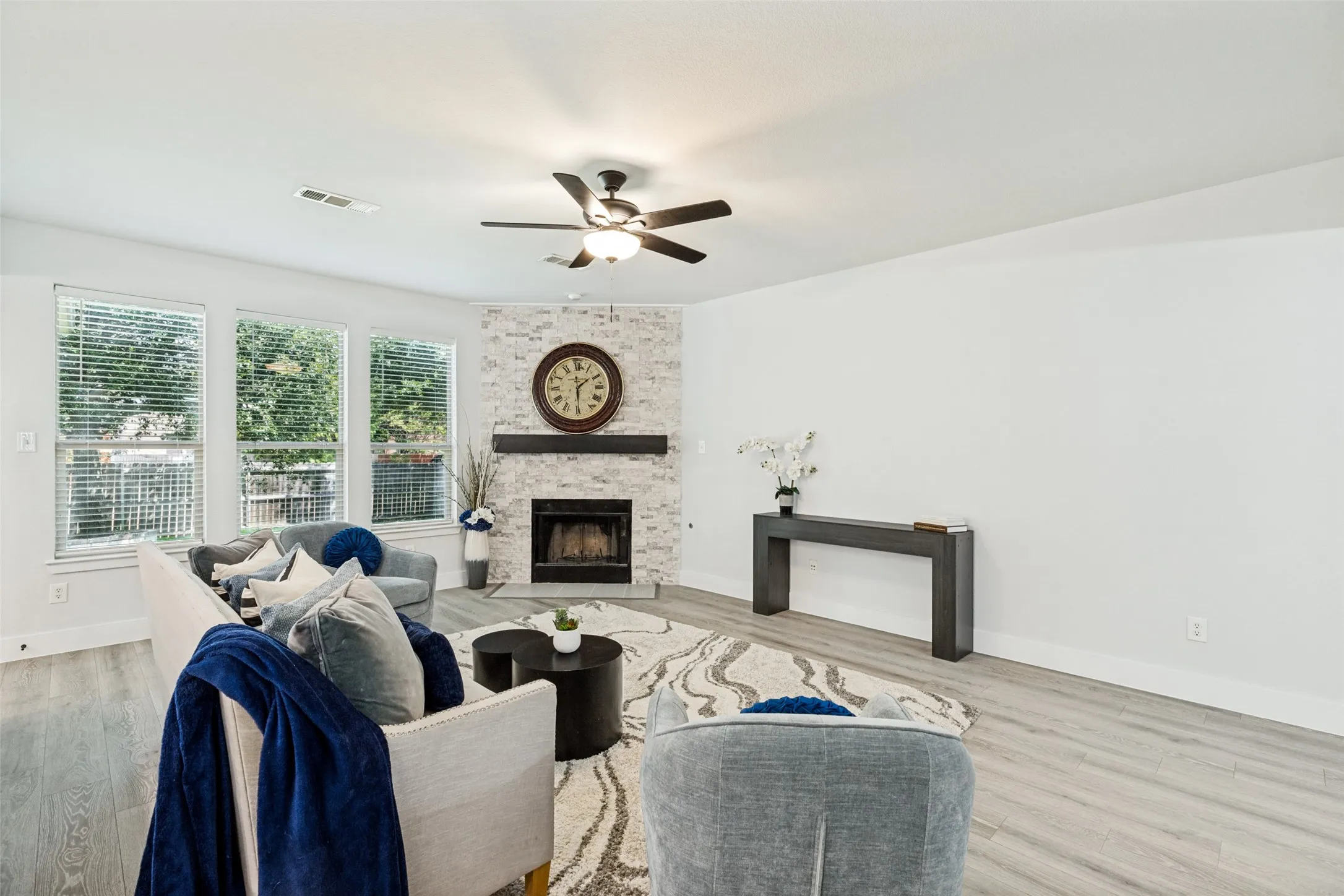 Single Family Residence For Sale in Collin County , 2309 Willard Drive, Mc Kinney, Texas 75072, 4 Bedroom, 3 Bathroom, 2 Garage spaces, 2,746 Sqft, built in 2008, mls#21372890, Real Estate Agent in Mc Kinney, Homes For Sale in Collin county, Homes For Sale in Mc Kinney, Realtor in Mc Kinney Texas, Real Estate Brokerage Independent Realty Texas, Luminita Cordes Realtor