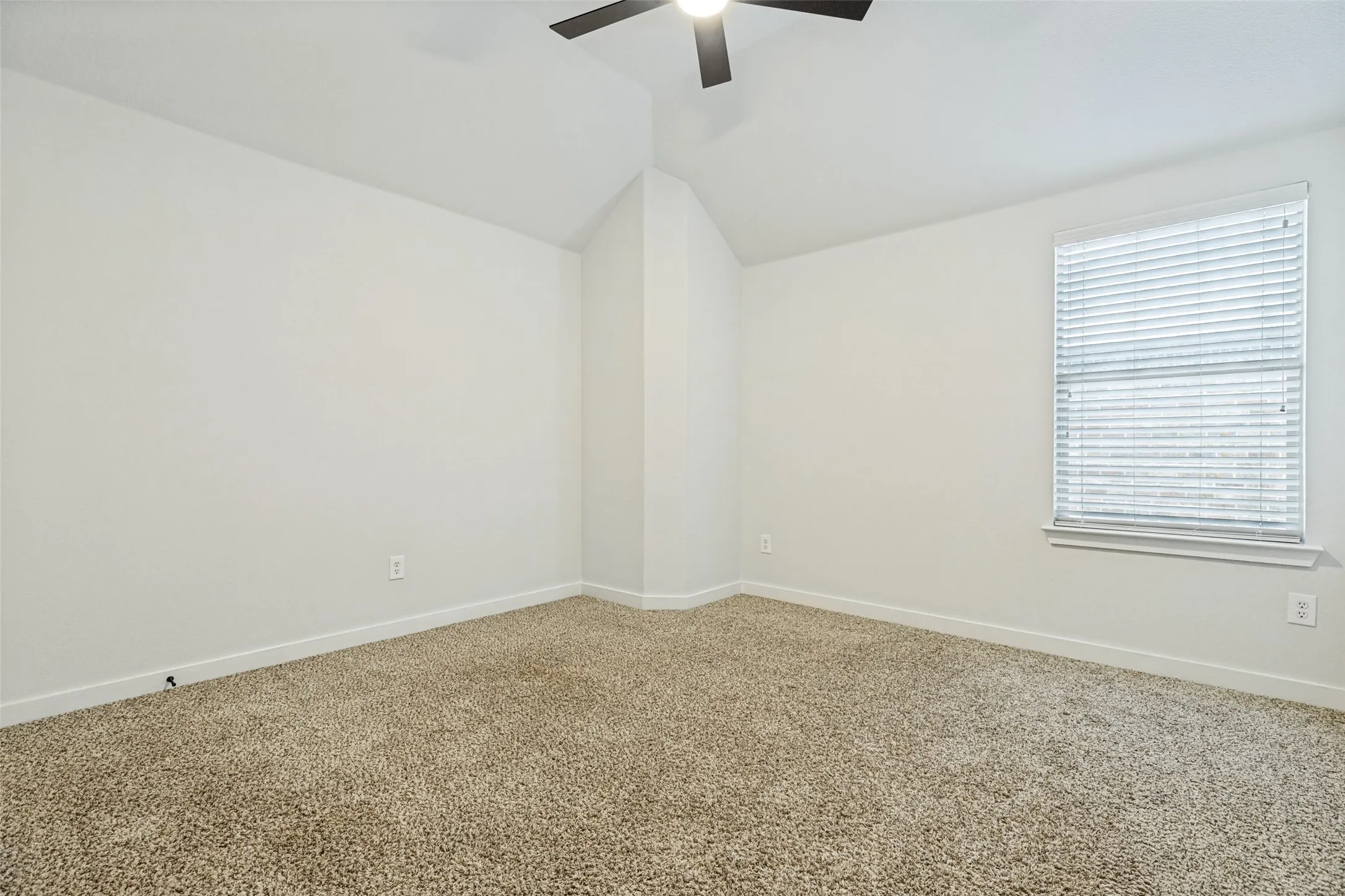 Single Family Residence For Sale in Collin County , 2309 Willard Drive, Mc Kinney, Texas 75072, 4 Bedroom, 3 Bathroom, 2 Garage spaces, 2,746 Sqft, built in 2008, mls#21372890, Real Estate Agent in Mc Kinney, Homes For Sale in Collin county, Homes For Sale in Mc Kinney, Realtor in Mc Kinney Texas, Real Estate Brokerage Independent Realty Texas, Luminita Cordes Realtor