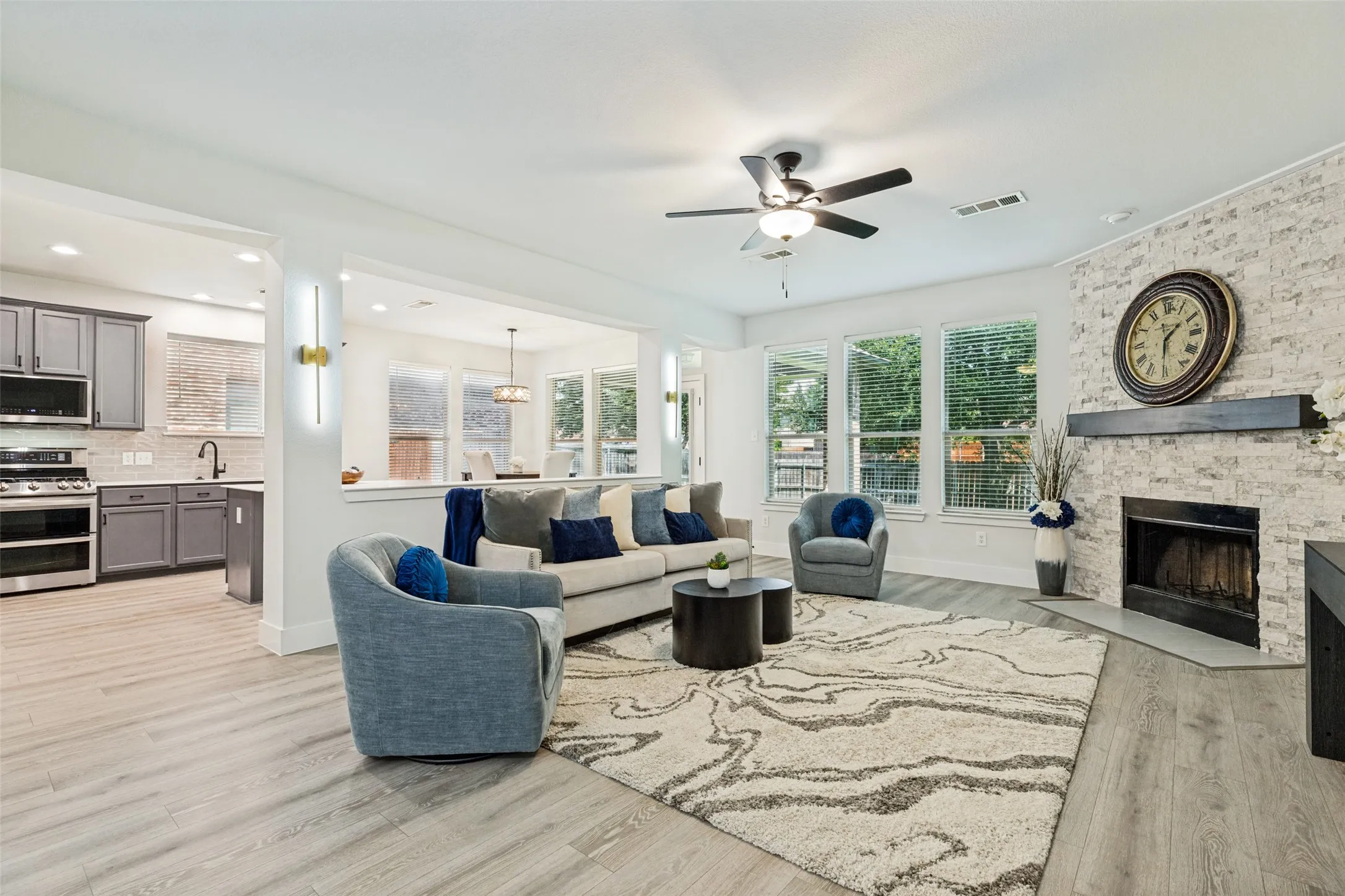 Single Family Residence For Sale in Collin County , 2309 Willard Drive, Mc Kinney, Texas 75072, 4 Bedroom, 3 Bathroom, 2 Garage spaces, 2,746 Sqft, built in 2008, mls#21372890, Real Estate Agent in Mc Kinney, Homes For Sale in Collin county, Homes For Sale in Mc Kinney, Realtor in Mc Kinney Texas, Real Estate Brokerage Independent Realty Texas, Luminita Cordes Realtor