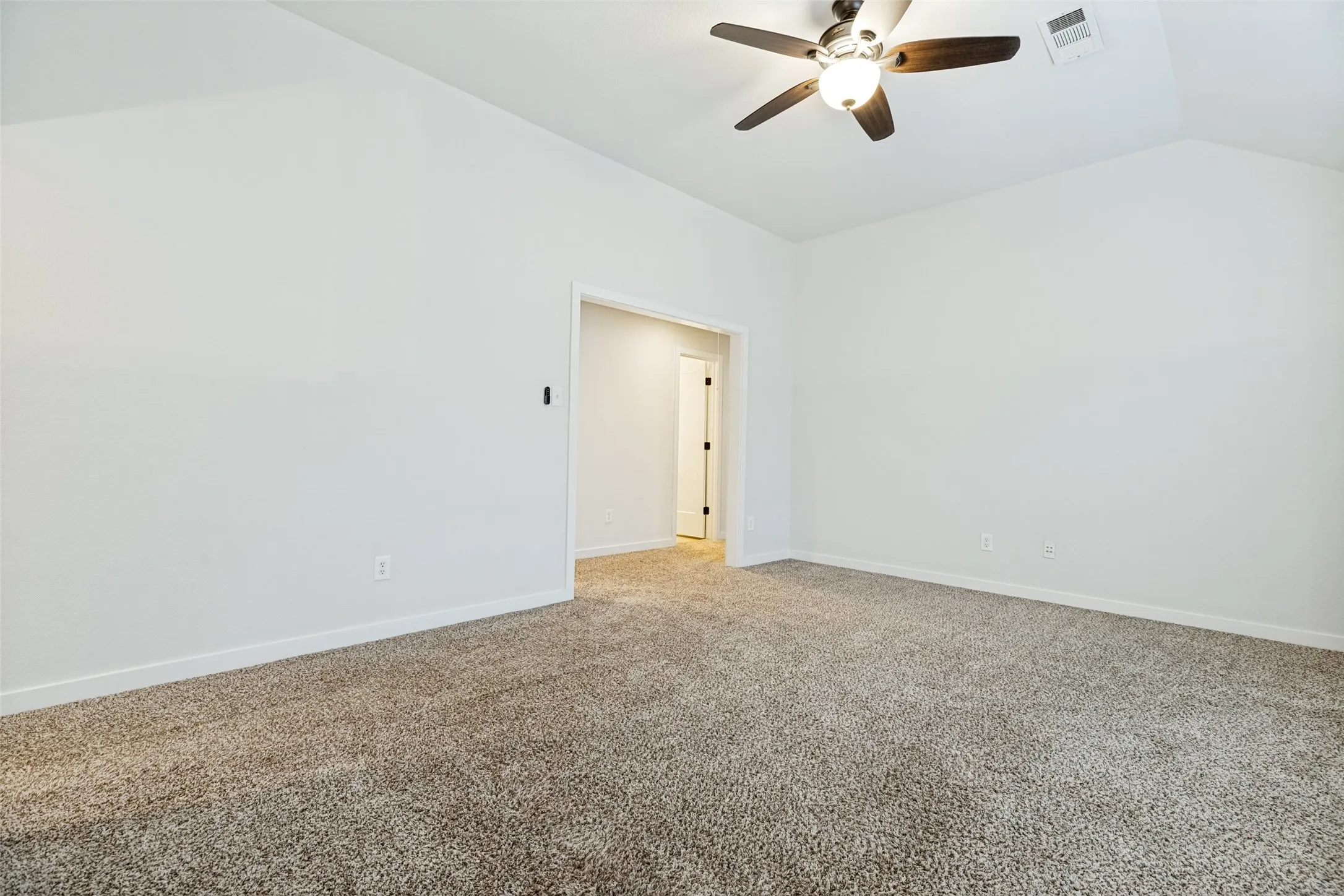 Single Family Residence For Sale in Collin County , 2309 Willard Drive, Mc Kinney, Texas 75072, 4 Bedroom, 3 Bathroom, 2 Garage spaces, 2,746 Sqft, built in 2008, mls#21372890, Real Estate Agent in Mc Kinney, Homes For Sale in Collin county, Homes For Sale in Mc Kinney, Realtor in Mc Kinney Texas, Real Estate Brokerage Independent Realty Texas, Luminita Cordes Realtor