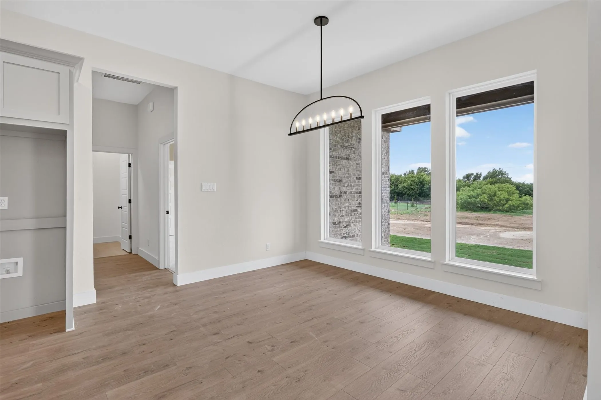 Single Family Residence For Sale in Parker County , 471 Red Bird Drive, Springtown, Texas 76082, 4 Bedroom, 3 Bathroom, 3 Garage spaces, 2,563 Sqft, built in 2026, mls#21378530, Real Estate Agent in Springtown, Homes For Sale in Parker county, Homes For Sale in Springtown, Realtor in Springtown Texas, Real Estate Brokerage Independent Realty Texas, Luminita Cordes Realtor