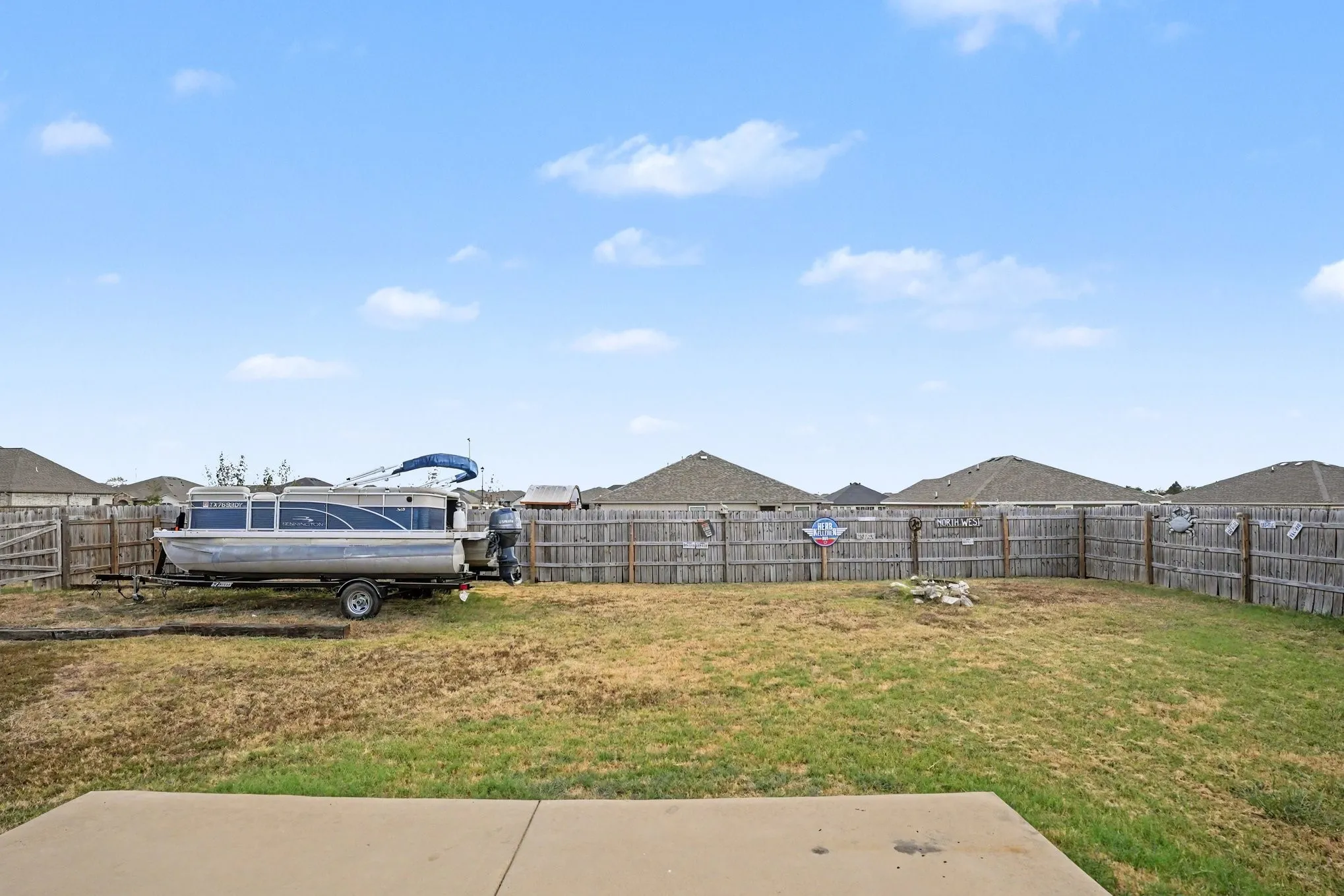 Single Family Residence For Sale in Kaufman County , 2409 Abigail Lane, Mabank, Texas 75147, 3 Bedroom, 2 Bathroom, 2 Garage spaces, 1,298 Sqft, built in 2022, mls#21369715, Real Estate Agent in Mabank, Homes For Sale in Kaufman county, Homes For Sale in Mabank, Realtor in Mabank Texas, Real Estate Brokerage Independent Realty Texas, Luminita Cordes Realtor