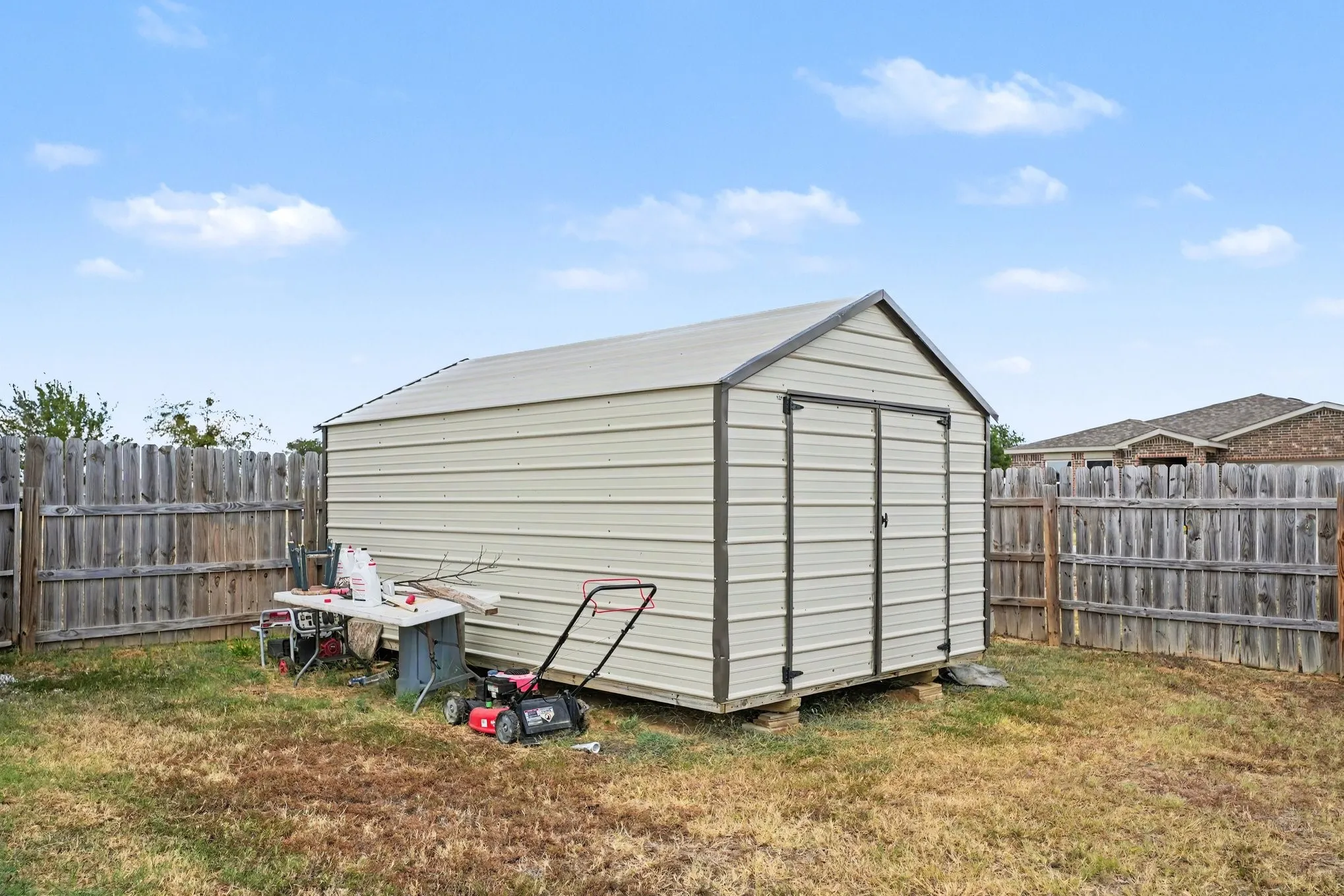 Single Family Residence For Sale in Kaufman County , 2409 Abigail Lane, Mabank, Texas 75147, 3 Bedroom, 2 Bathroom, 2 Garage spaces, 1,298 Sqft, built in 2022, mls#21369715, Real Estate Agent in Mabank, Homes For Sale in Kaufman county, Homes For Sale in Mabank, Realtor in Mabank Texas, Real Estate Brokerage Independent Realty Texas, Luminita Cordes Realtor