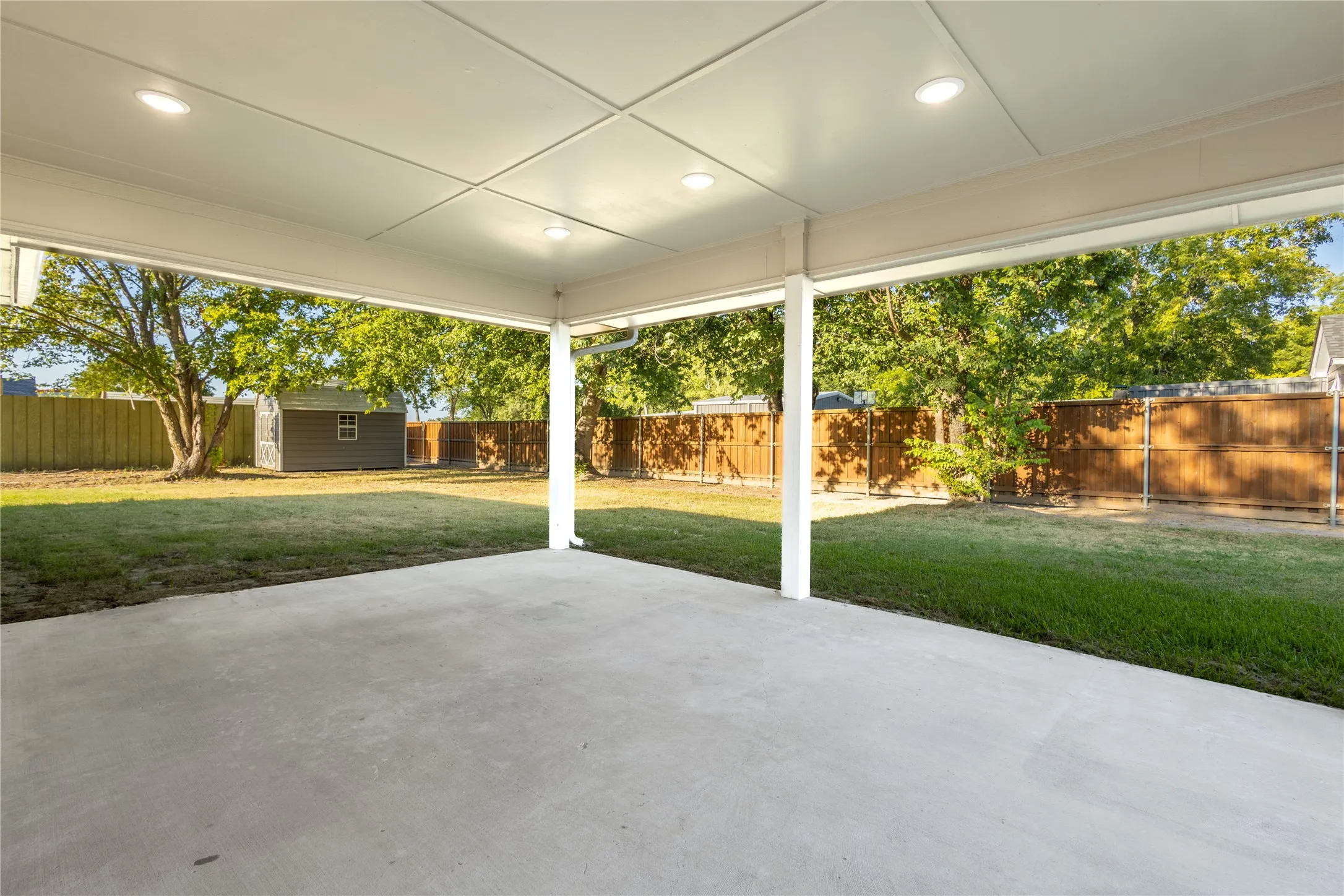 Office For Sale in Wood County , 128 N Osborn Street, Alba, Texas 75410, 0, 0, Garage spaces, 0 Sqft, built in 1985, mls#21377997, Real Estate Agent in Alba, Homes For Sale in Wood county, Homes For Sale in Alba, Realtor in Alba Texas, Real Estate Brokerage Independent Realty Texas, Luminita Cordes Realtor