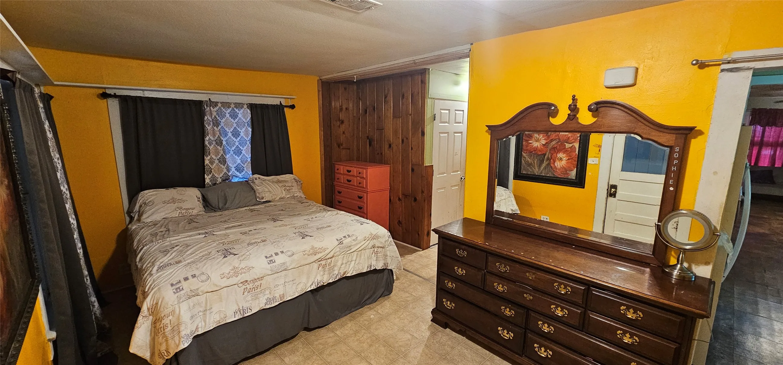 Single Family Residence For Sale in Van Zandt County , 812 N Waldrip Street, Grand Saline, Texas 75140, 3 Bedroom, 2 Bathroom, Garage spaces, 1,632 Sqft, built in 1957, mls#21378532, Real Estate Agent in Grand Saline, Homes For Sale in Van Zandt county, Homes For Sale in Grand Saline, Realtor in Grand Saline Texas, Real Estate Brokerage Independent Realty Texas, Luminita Cordes Realtor
