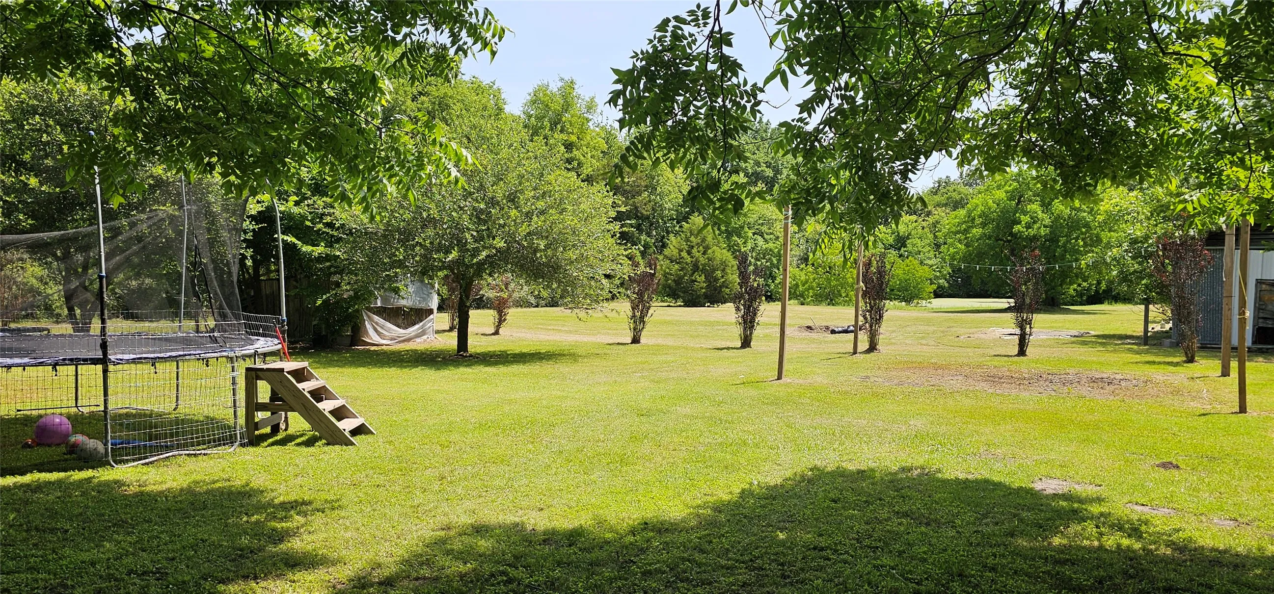 Single Family Residence For Sale in Van Zandt County , 812 N Waldrip Street, Grand Saline, Texas 75140, 3 Bedroom, 2 Bathroom, Garage spaces, 1,632 Sqft, built in 1957, mls#21378532, Real Estate Agent in Grand Saline, Homes For Sale in Van Zandt county, Homes For Sale in Grand Saline, Realtor in Grand Saline Texas, Real Estate Brokerage Independent Realty Texas, Luminita Cordes Realtor