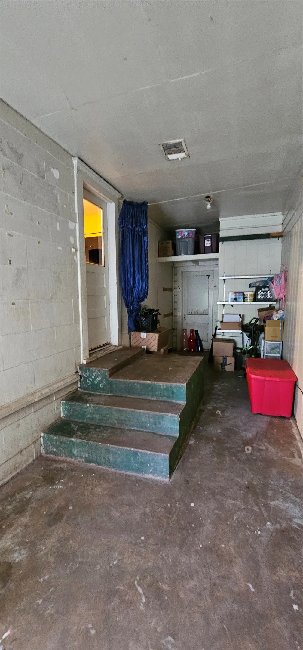 Single Family Residence For Sale in Van Zandt County , 812 N Waldrip Street, Grand Saline, Texas 75140, 3 Bedroom, 2 Bathroom, Garage spaces, 1,632 Sqft, built in 1957, mls#21378532, Real Estate Agent in Grand Saline, Homes For Sale in Van Zandt county, Homes For Sale in Grand Saline, Realtor in Grand Saline Texas, Real Estate Brokerage Independent Realty Texas, Luminita Cordes Realtor