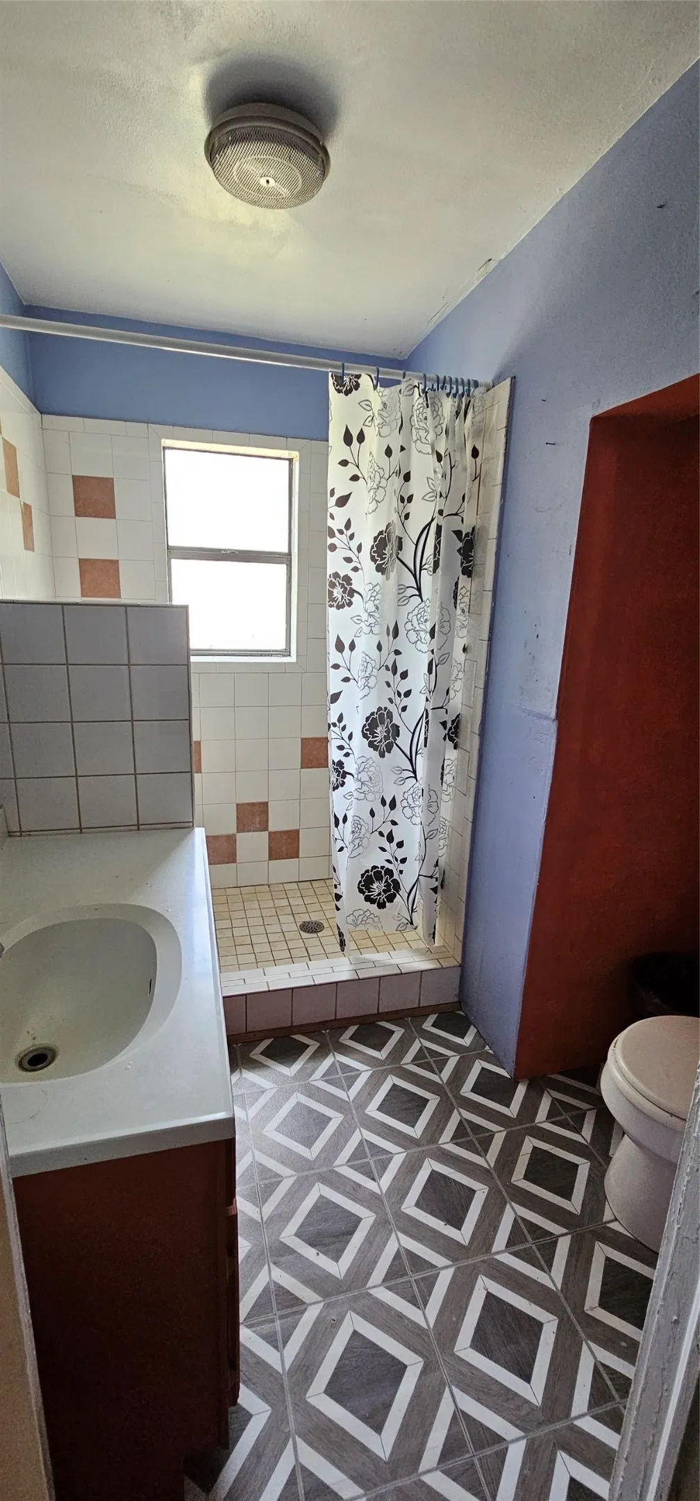 Single Family Residence For Sale in Van Zandt County , 812 N Waldrip Street, Grand Saline, Texas 75140, 3 Bedroom, 2 Bathroom, Garage spaces, 1,632 Sqft, built in 1957, mls#21378532, Real Estate Agent in Grand Saline, Homes For Sale in Van Zandt county, Homes For Sale in Grand Saline, Realtor in Grand Saline Texas, Real Estate Brokerage Independent Realty Texas, Luminita Cordes Realtor