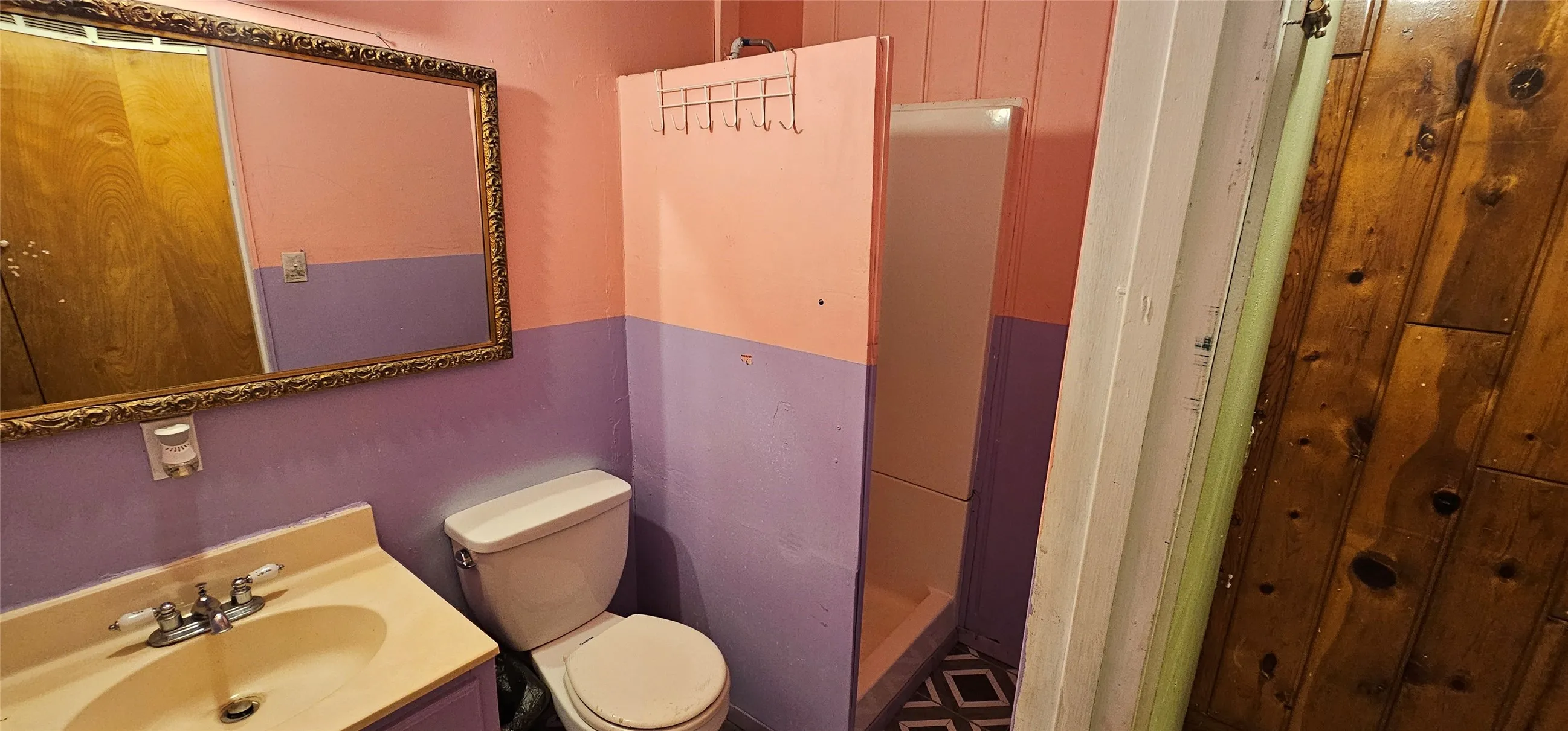 Single Family Residence For Sale in Van Zandt County , 812 N Waldrip Street, Grand Saline, Texas 75140, 3 Bedroom, 2 Bathroom, Garage spaces, 1,632 Sqft, built in 1957, mls#21378532, Real Estate Agent in Grand Saline, Homes For Sale in Van Zandt county, Homes For Sale in Grand Saline, Realtor in Grand Saline Texas, Real Estate Brokerage Independent Realty Texas, Luminita Cordes Realtor