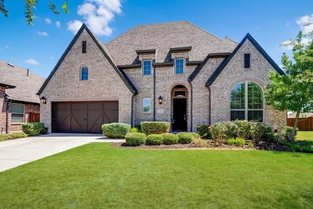 Single Family Residence For Sale in Collin County , 3426 Secretariat Place, Celina, Texas 75009, 5 Bedroom, 5 Bathroom, 3 Garage spaces, 3,563 Sqft, built in 2017, mls#21368550, Real Estate Agent in Celina, Homes For Sale in Collin county, Homes For Sale in Celina, Realtor in Celina Texas, Real Estate Brokerage Independent Realty Texas, Luminita Cordes Realtor