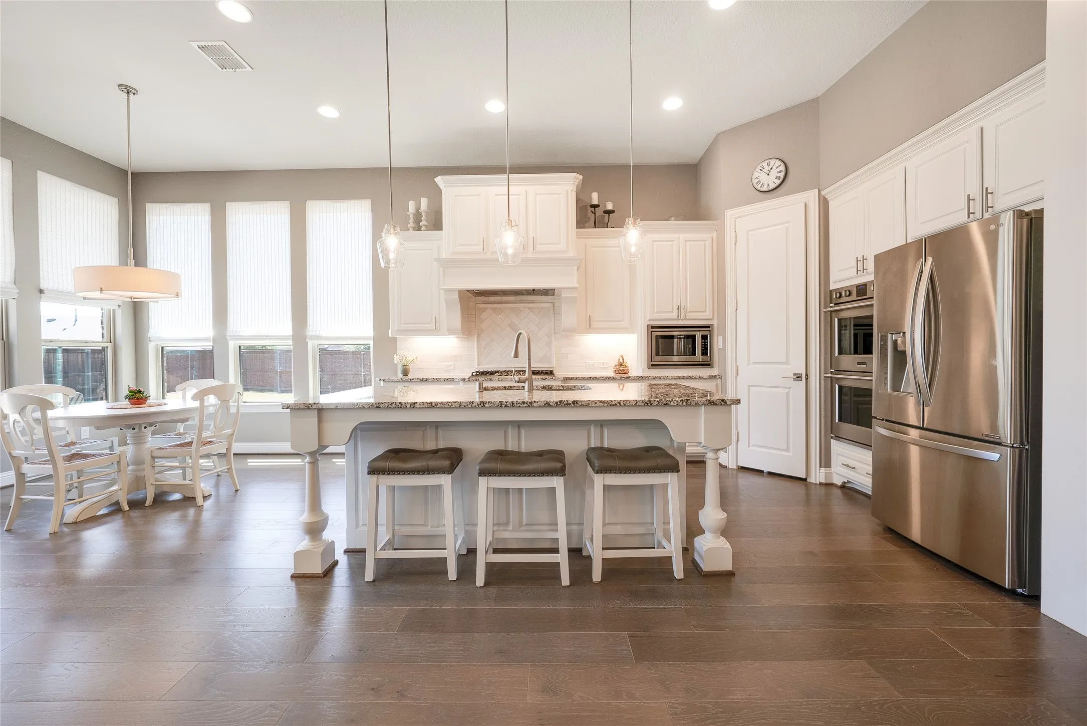Single Family Residence For Sale in Collin County , 3426 Secretariat Place, Celina, Texas 75009, 5 Bedroom, 5 Bathroom, 3 Garage spaces, 3,563 Sqft, built in 2017, mls#21368550, Real Estate Agent in Celina, Homes For Sale in Collin county, Homes For Sale in Celina, Realtor in Celina Texas, Real Estate Brokerage Independent Realty Texas, Luminita Cordes Realtor