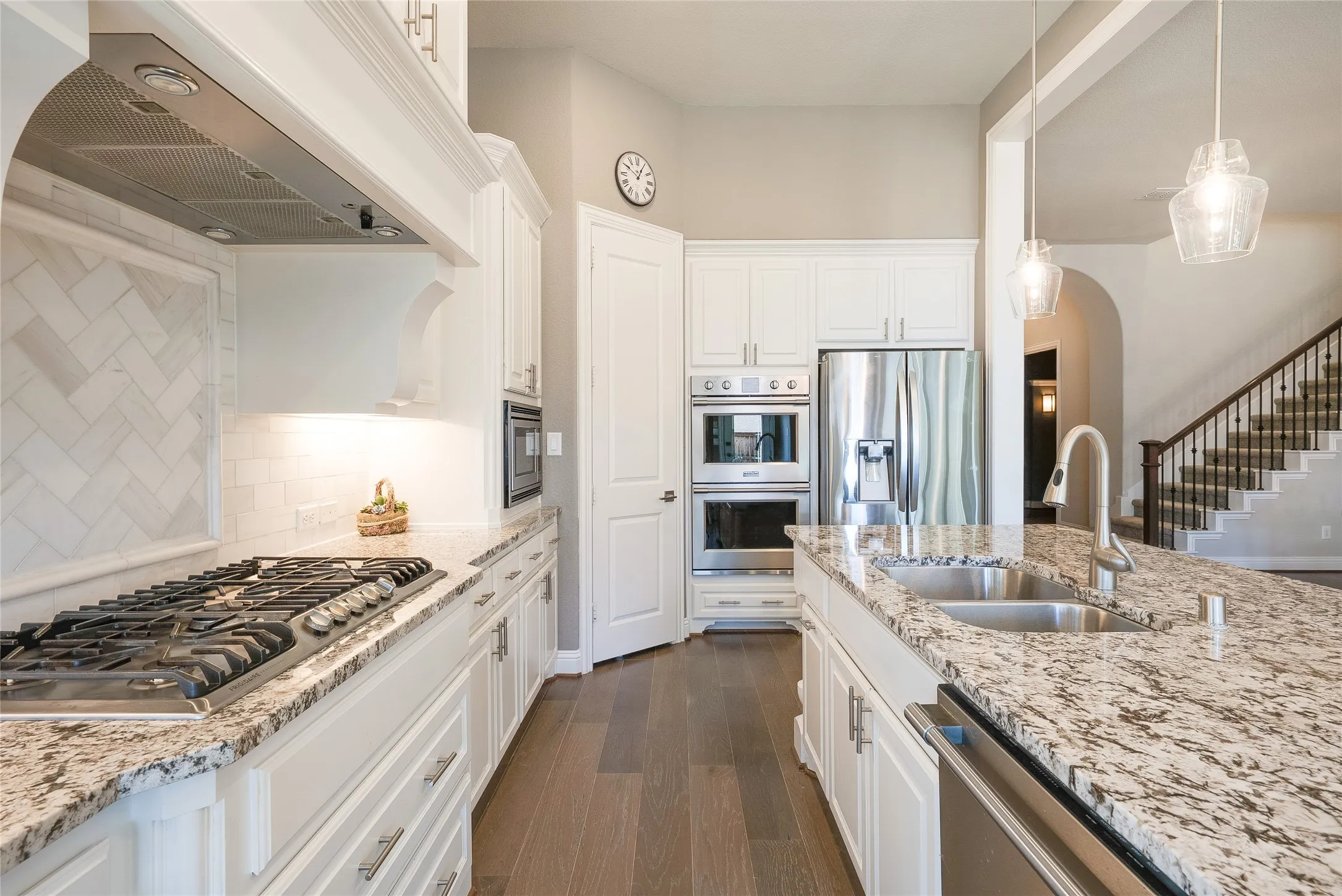 Single Family Residence For Sale in Collin County , 3426 Secretariat Place, Celina, Texas 75009, 5 Bedroom, 5 Bathroom, 3 Garage spaces, 3,563 Sqft, built in 2017, mls#21368550, Real Estate Agent in Celina, Homes For Sale in Collin county, Homes For Sale in Celina, Realtor in Celina Texas, Real Estate Brokerage Independent Realty Texas, Luminita Cordes Realtor