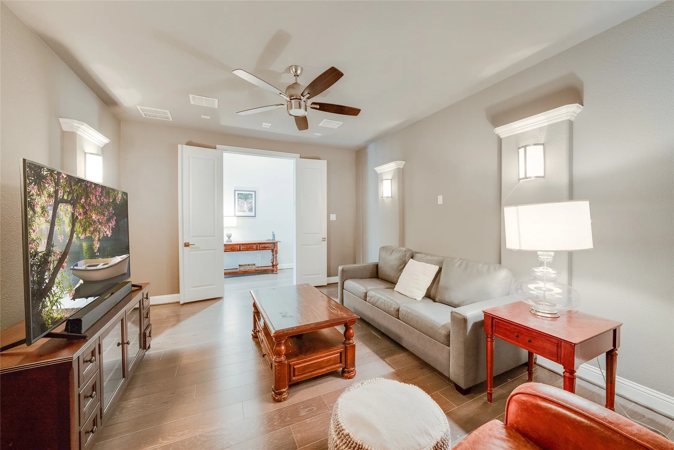 Single Family Residence For Sale in Collin County , 3426 Secretariat Place, Celina, Texas 75009, 5 Bedroom, 5 Bathroom, 3 Garage spaces, 3,563 Sqft, built in 2017, mls#21368550, Real Estate Agent in Celina, Homes For Sale in Collin county, Homes For Sale in Celina, Realtor in Celina Texas, Real Estate Brokerage Independent Realty Texas, Luminita Cordes Realtor
