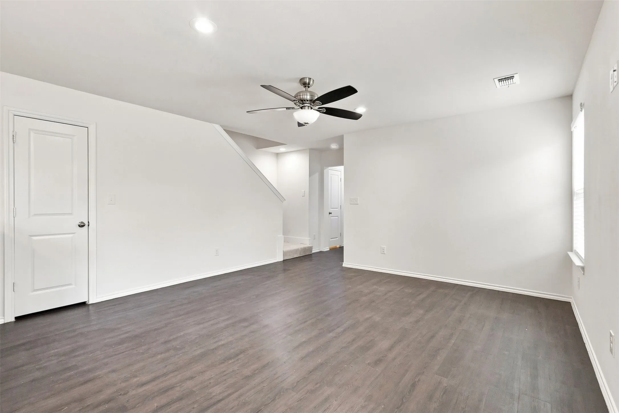 Duplex For Sale in Grayson County , 2805 W Washington Street, Denison, Texas 75020, 6 Bedroom, 6 Bathroom, 2 Garage spaces, 0 Sqft, built in 2020, mls#21369099, Real Estate Agent in Denison, Homes For Sale in Grayson county, Homes For Sale in Denison, Realtor in Denison Texas, Real Estate Brokerage Independent Realty Texas, Luminita Cordes Realtor