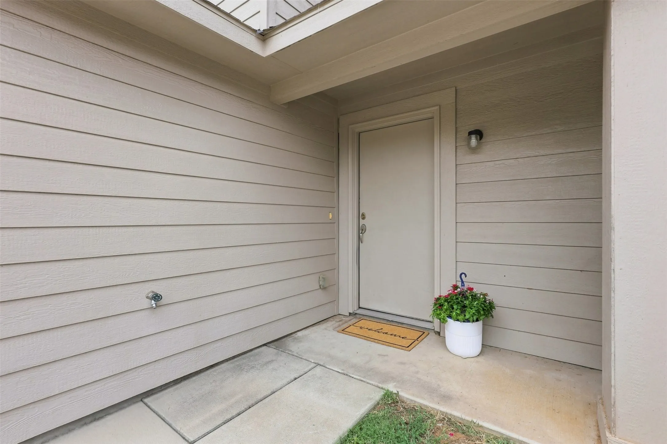 Duplex For Sale in Grayson County , 2805 W Washington Street, Denison, Texas 75020, 6 Bedroom, 6 Bathroom, 2 Garage spaces, 0 Sqft, built in 2020, mls#21369099, Real Estate Agent in Denison, Homes For Sale in Grayson county, Homes For Sale in Denison, Realtor in Denison Texas, Real Estate Brokerage Independent Realty Texas, Luminita Cordes Realtor