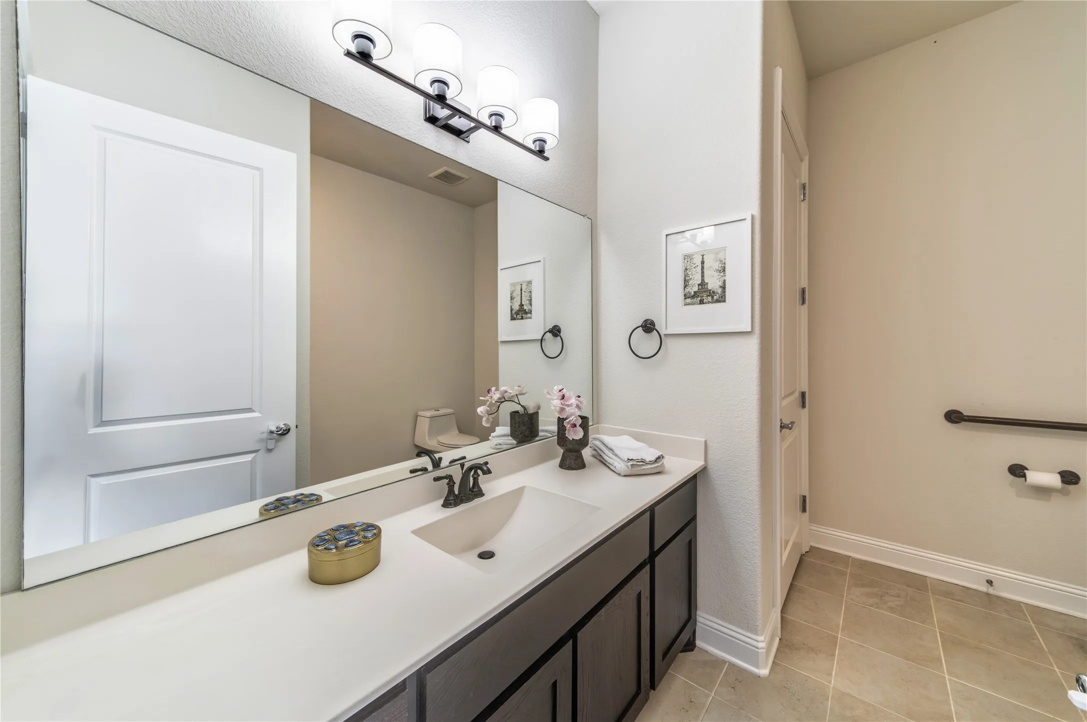 Single Family Residence For Sale in Collin County , 11252 Majestic Prince Circle, Frisco, Texas 75035, 6 Bedroom, 7 Bathroom, 4 Garage spaces, 5,211 Sqft, built in 2017, mls#21376113, Real Estate Agent in Frisco, Homes For Sale in Collin county, Homes For Sale in Frisco, Realtor in Frisco Texas, Real Estate Brokerage Independent Realty Texas, Luminita Cordes Realtor