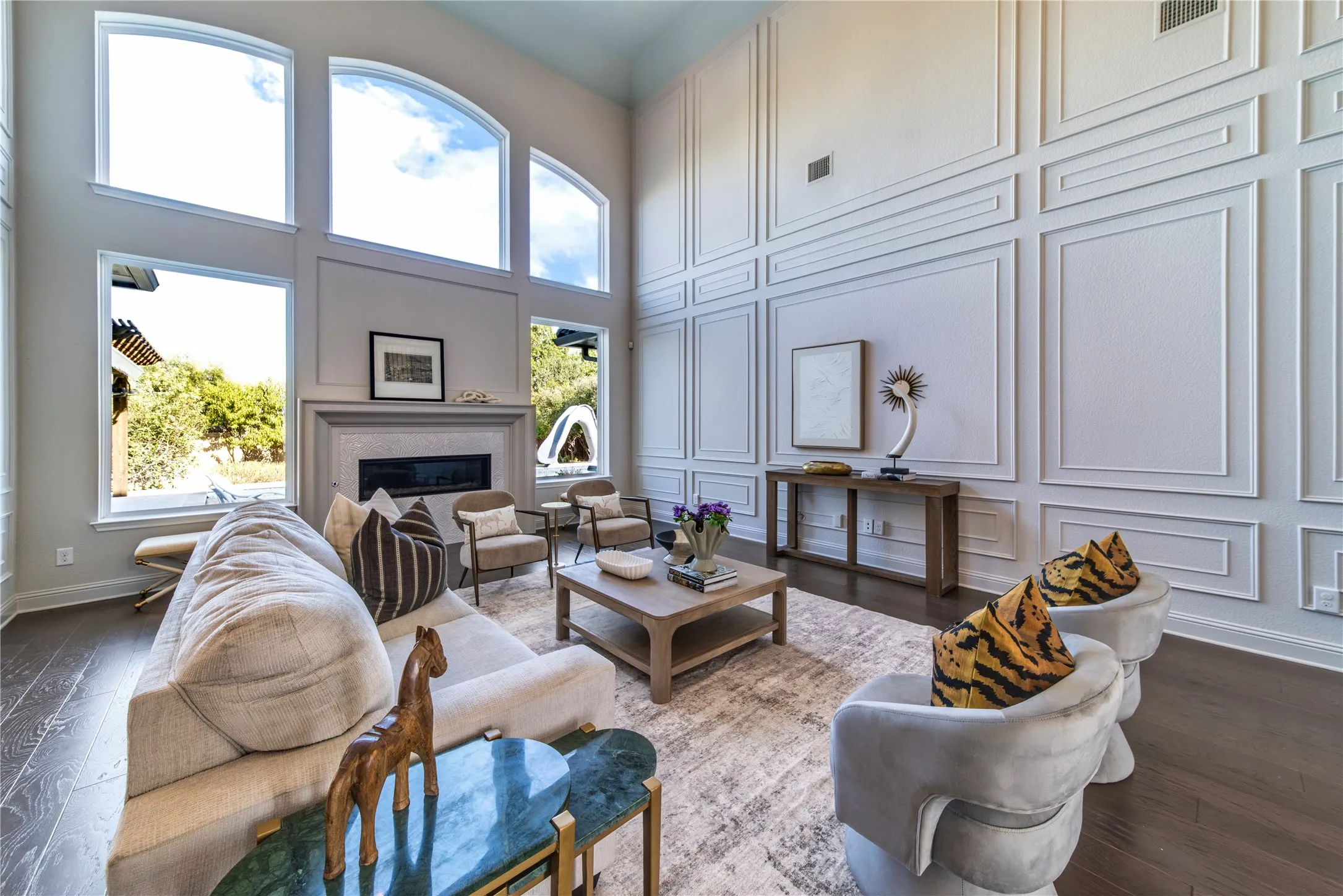 Single Family Residence For Sale in Collin County , 11252 Majestic Prince Circle, Frisco, Texas 75035, 6 Bedroom, 7 Bathroom, 4 Garage spaces, 5,211 Sqft, built in 2017, mls#21376113, Real Estate Agent in Frisco, Homes For Sale in Collin county, Homes For Sale in Frisco, Realtor in Frisco Texas, Real Estate Brokerage Independent Realty Texas, Luminita Cordes Realtor