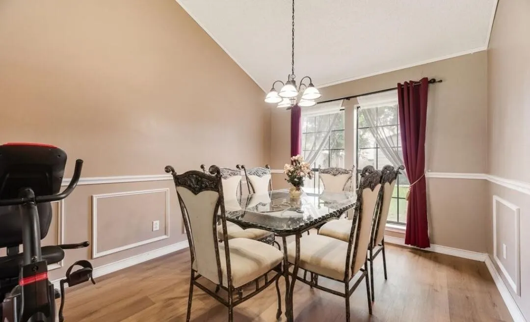 Single Family Residence For Rent in Dallas County , 1022 Melissa Lane, Garland, Texas 75040, 3 Bedroom, 2 Bathroom, 2 Garage spaces, 1,837 Sqft, built in 1981, mls#21378534, Real Estate Agent in Garland, Homes For Rent in Dallas county, Homes For Rent in Garland, Realtor in Garland Texas, Real Estate Brokerage Independent Realty Texas, Luminita Cordes Realtor