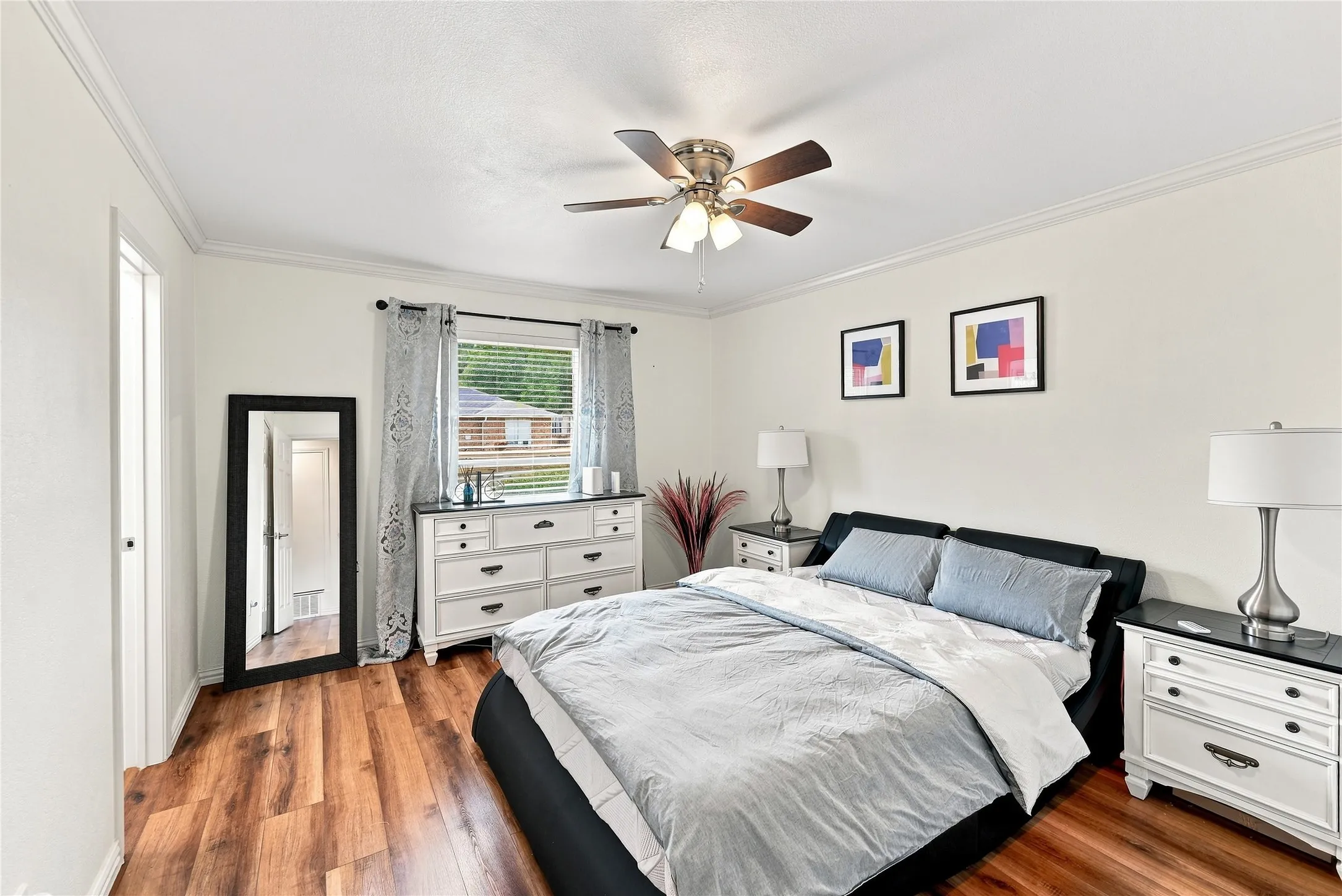Single Family Residence For Sale in Dallas County , 1047 Quail Run, Duncanville, Texas 75116, 3 Bedroom, 3 Bathroom, 2 Garage spaces, 2,365 Sqft, built in 1973, mls#21378543, Real Estate Agent in Duncanville, Homes For Sale in Dallas county, Homes For Sale in Duncanville, Realtor in Duncanville Texas, Real Estate Brokerage Independent Realty Texas, Luminita Cordes Realtor