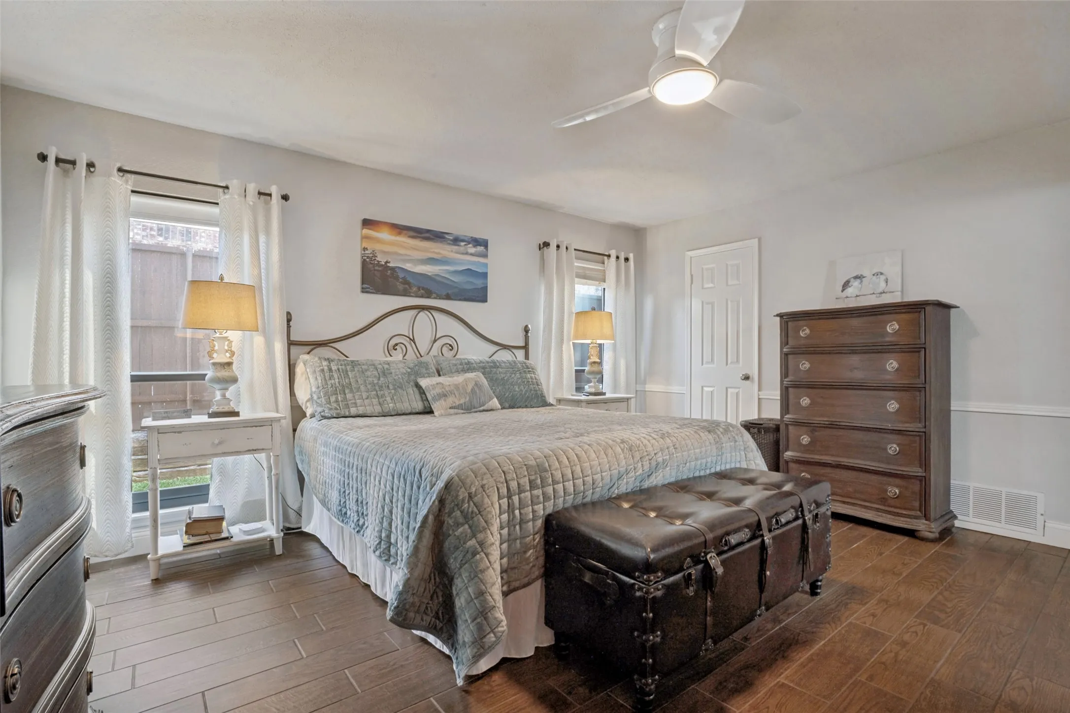 There are two walk in closets in the primary bedroom.
