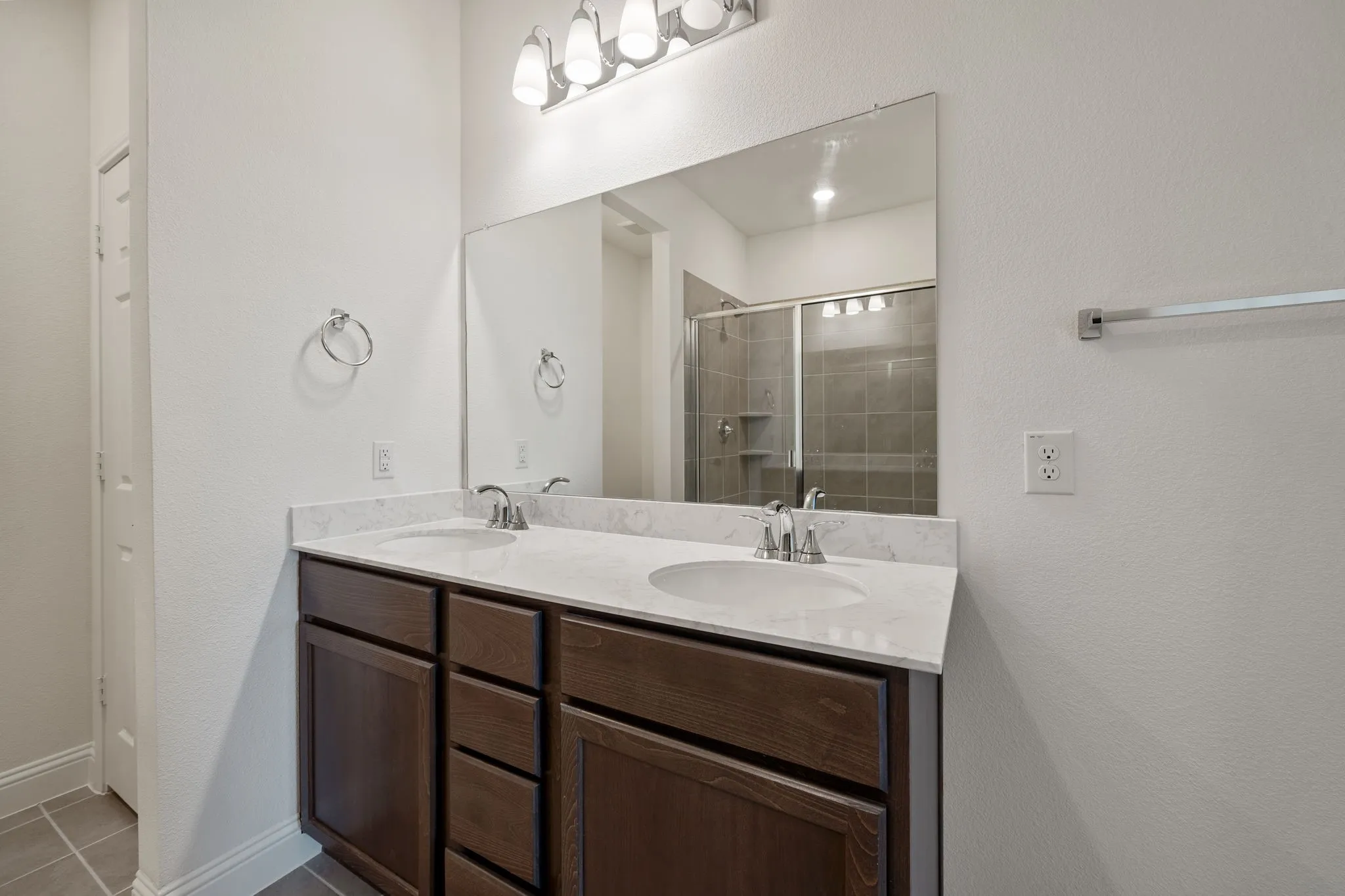 Dual sinks!