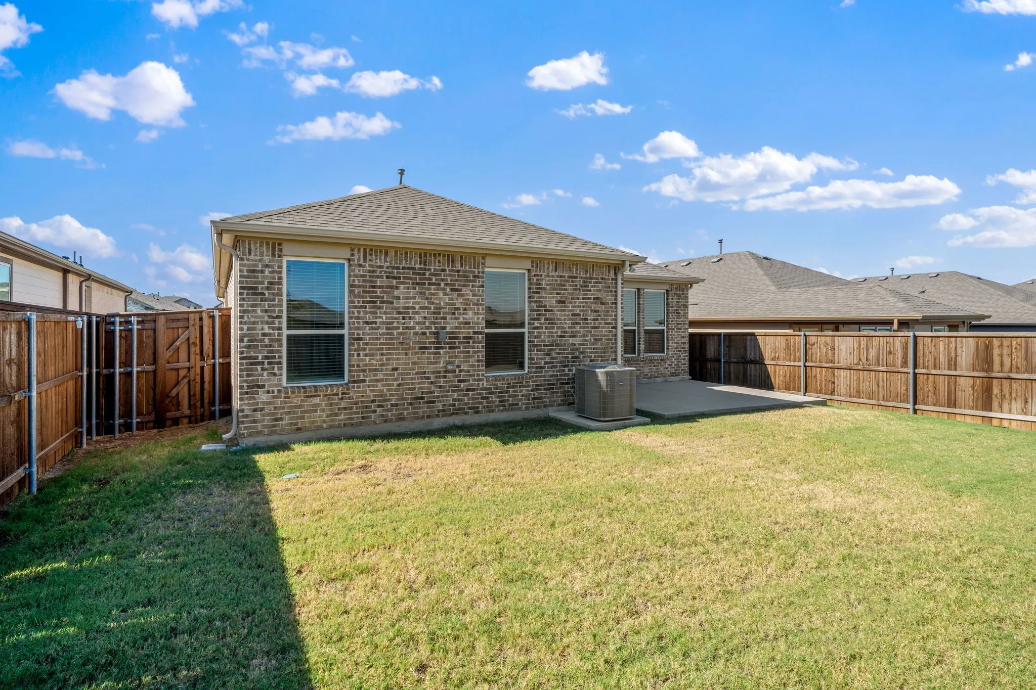 Large, private back yard!