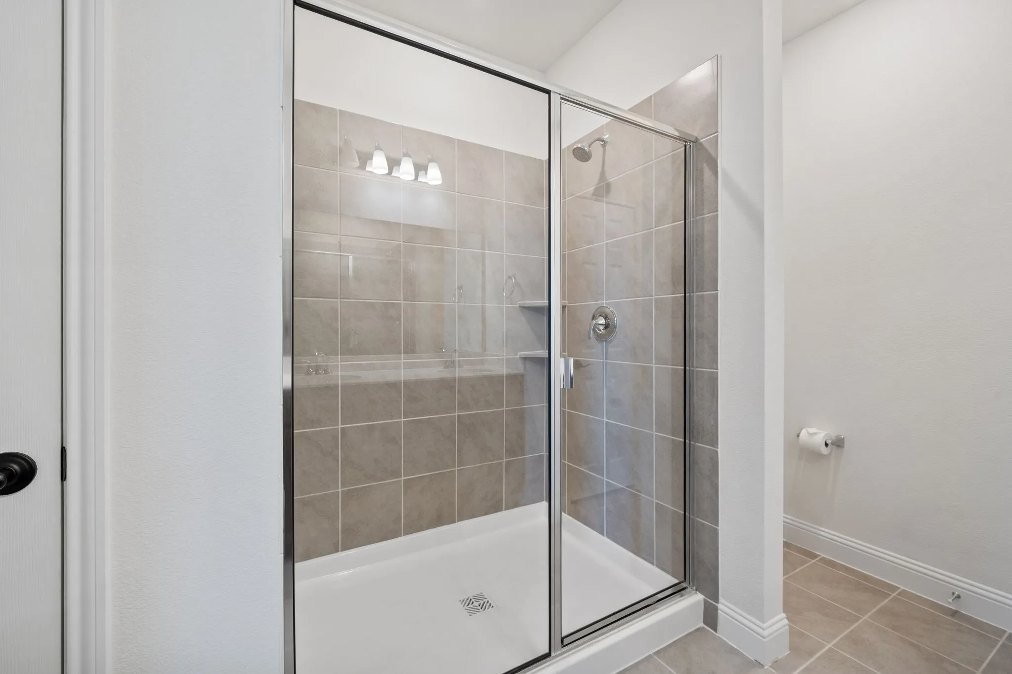 Walk in shower!