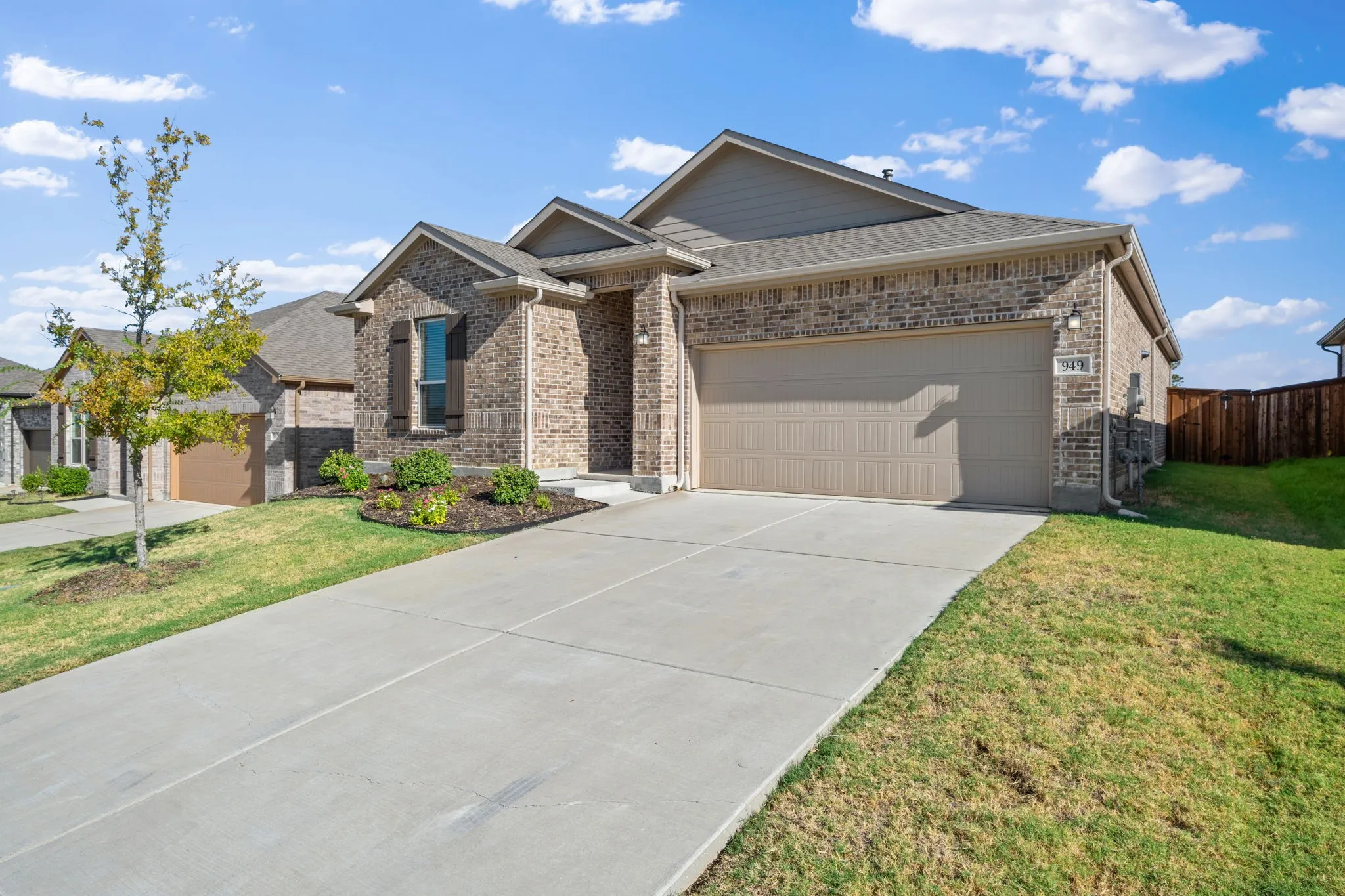 Single Family Residence For Rent in Denton County , 949 Brock Drive, Aubrey, Texas 76227, 3 Bedroom, 2 Bathroom, 1 Garage spaces, 1,491 Sqft, built in 2024, mls#21377640, Real Estate Agent in Aubrey, Homes For Rent in Denton county, Homes For Rent in Aubrey, Realtor in Aubrey Texas, Real Estate Brokerage Independent Realty Texas, Luminita Cordes Realtor