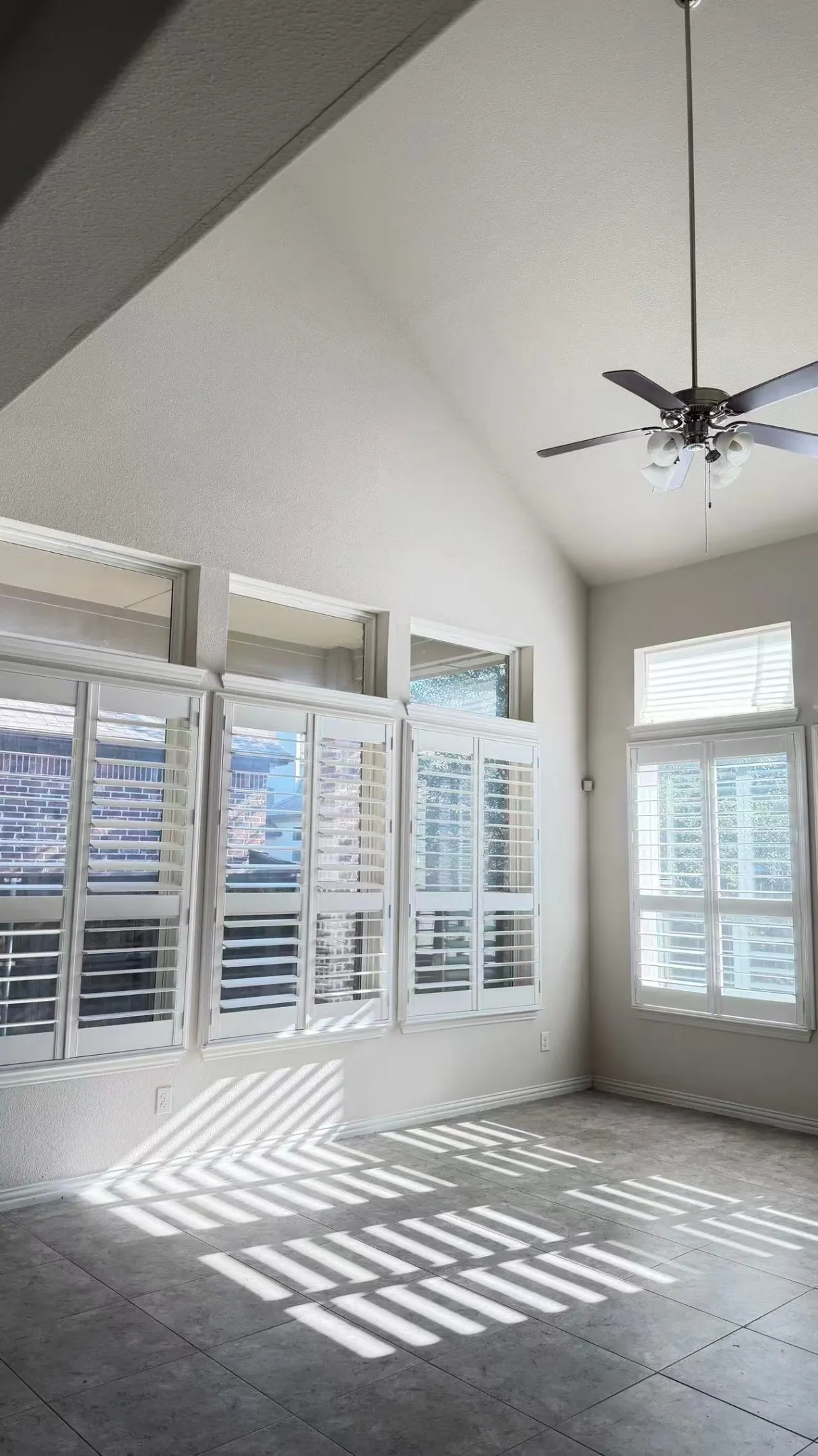 Single Family Residence For Rent in Collin County , 6105 Pete Dye Road, Mc Kinney, Texas 75070, 4 Bedroom, 4 Bathroom, 2 Garage spaces, 3,056 Sqft, built in 2015, mls#21378548, Real Estate Agent in Mc Kinney, Homes For Rent in Collin county, Homes For Rent in Mc Kinney, Realtor in Mc Kinney Texas, Real Estate Brokerage Independent Realty Texas, Luminita Cordes Realtor