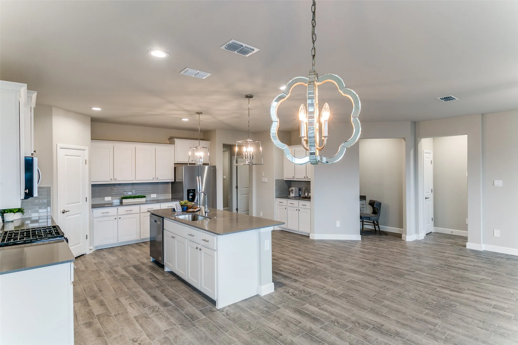 Single Family Residence For Rent in Denton County , 1117 Southwark Drive, Fort Worth, Texas 76052, 4 Bedroom, 2 Bathroom, 2 Garage spaces, 2,010 Sqft, built in 2024, mls#21378476, Real Estate Agent in Fort Worth, Homes For Rent in Denton county, Homes For Rent in Fort Worth, Realtor in Fort Worth Texas, Real Estate Brokerage Independent Realty Texas, Luminita Cordes Realtor