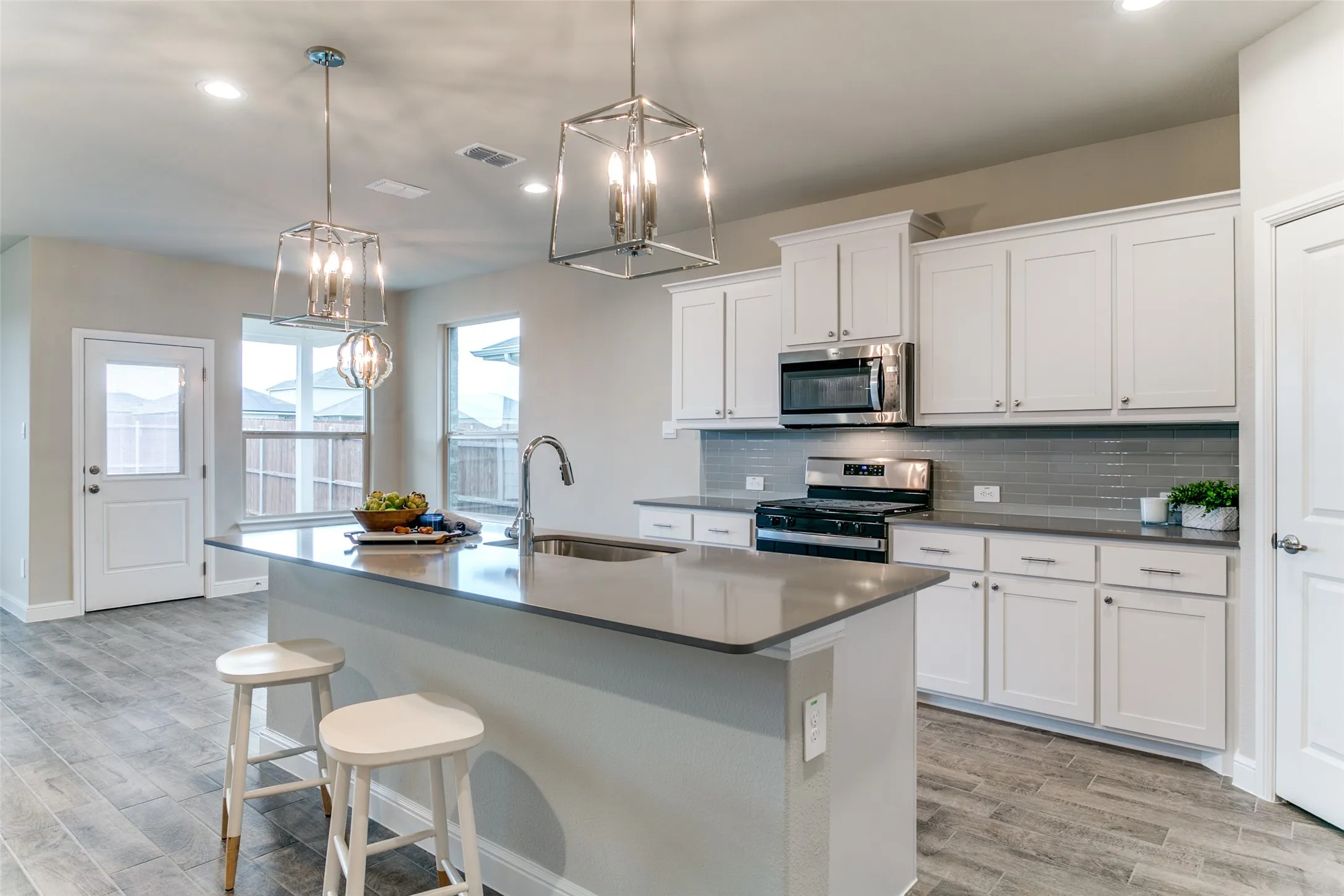 Single Family Residence For Rent in Denton County , 1117 Southwark Drive, Fort Worth, Texas 76052, 4 Bedroom, 2 Bathroom, 2 Garage spaces, 2,010 Sqft, built in 2024, mls#21378476, Real Estate Agent in Fort Worth, Homes For Rent in Denton county, Homes For Rent in Fort Worth, Realtor in Fort Worth Texas, Real Estate Brokerage Independent Realty Texas, Luminita Cordes Realtor