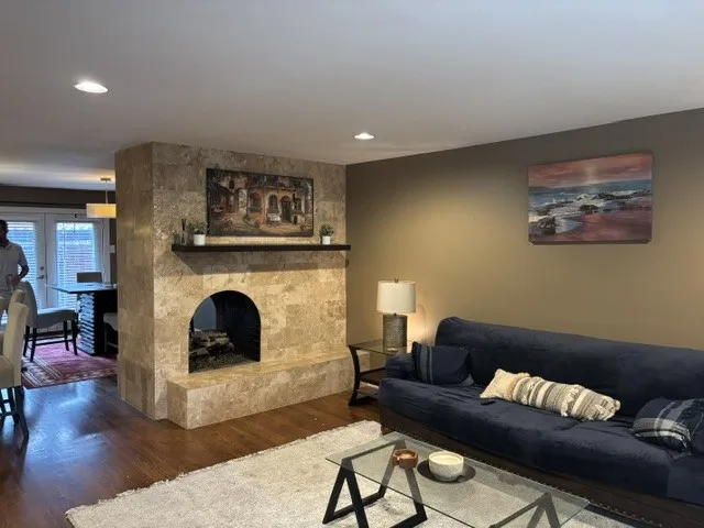 Condominium For Rent in Dallas County , 5806 Birchbrook Drive 106, Dallas, Texas 75206, 2 Bedroom, 2 Bathroom, Garage spaces, 1,120 Sqft, built in 1970, mls#21378551, Real Estate Agent in Dallas, Homes For Rent in Dallas county, Homes For Rent in Dallas, Realtor in Dallas Texas, Real Estate Brokerage Independent Realty Texas, Luminita Cordes Realtor