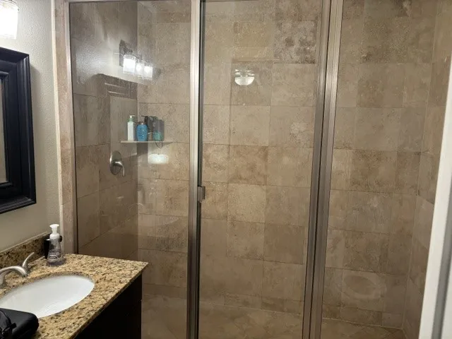 Condominium For Rent in Dallas County , 5806 Birchbrook Drive 106, Dallas, Texas 75206, 2 Bedroom, 2 Bathroom, Garage spaces, 1,120 Sqft, built in 1970, mls#21378551, Real Estate Agent in Dallas, Homes For Rent in Dallas county, Homes For Rent in Dallas, Realtor in Dallas Texas, Real Estate Brokerage Independent Realty Texas, Luminita Cordes Realtor