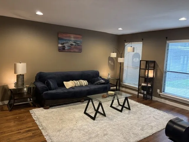Condominium For Rent in Dallas County , 5806 Birchbrook Drive 106, Dallas, Texas 75206, 2 Bedroom, 2 Bathroom, Garage spaces, 1,120 Sqft, built in 1970, mls#21378551, Real Estate Agent in Dallas, Homes For Rent in Dallas county, Homes For Rent in Dallas, Realtor in Dallas Texas, Real Estate Brokerage Independent Realty Texas, Luminita Cordes Realtor