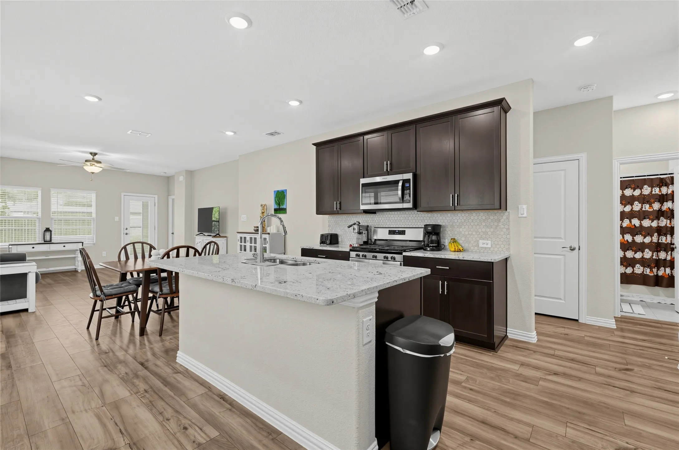 Single Family Residence For Sale in Kaufman County , 1818 Ash Oak Lane, Forney, Texas 75126, 4 Bedroom, 2 Bathroom, 2 Garage spaces, 1,572 Sqft, built in 2022, mls#21377800, Real Estate Agent in Forney, Homes For Sale in Kaufman county, Homes For Sale in Forney, Realtor in Forney Texas, Real Estate Brokerage Independent Realty Texas, Luminita Cordes Realtor