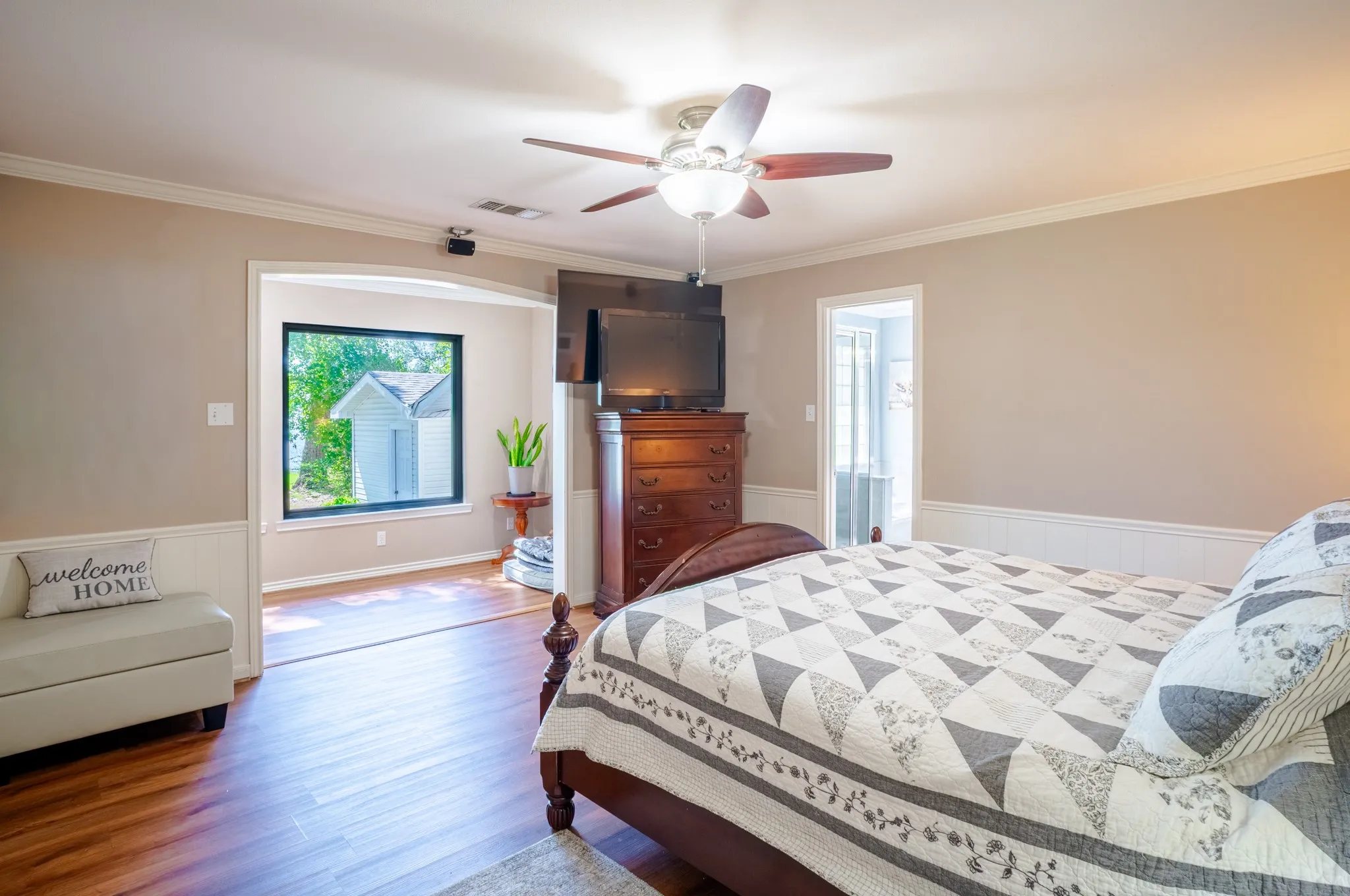Single Family Residence For Sale in Limestone County , 535 FM 2681, Mexia, Texas 76667, 4 Bedroom, 5 Bathroom, 4 Garage spaces, 2,862 Sqft, built in 1991, mls#21377819, Real Estate Agent in Mexia, Homes For Sale in Limestone county, Homes For Sale in Mexia, Realtor in Mexia Texas, Real Estate Brokerage Independent Realty Texas, Luminita Cordes Realtor
