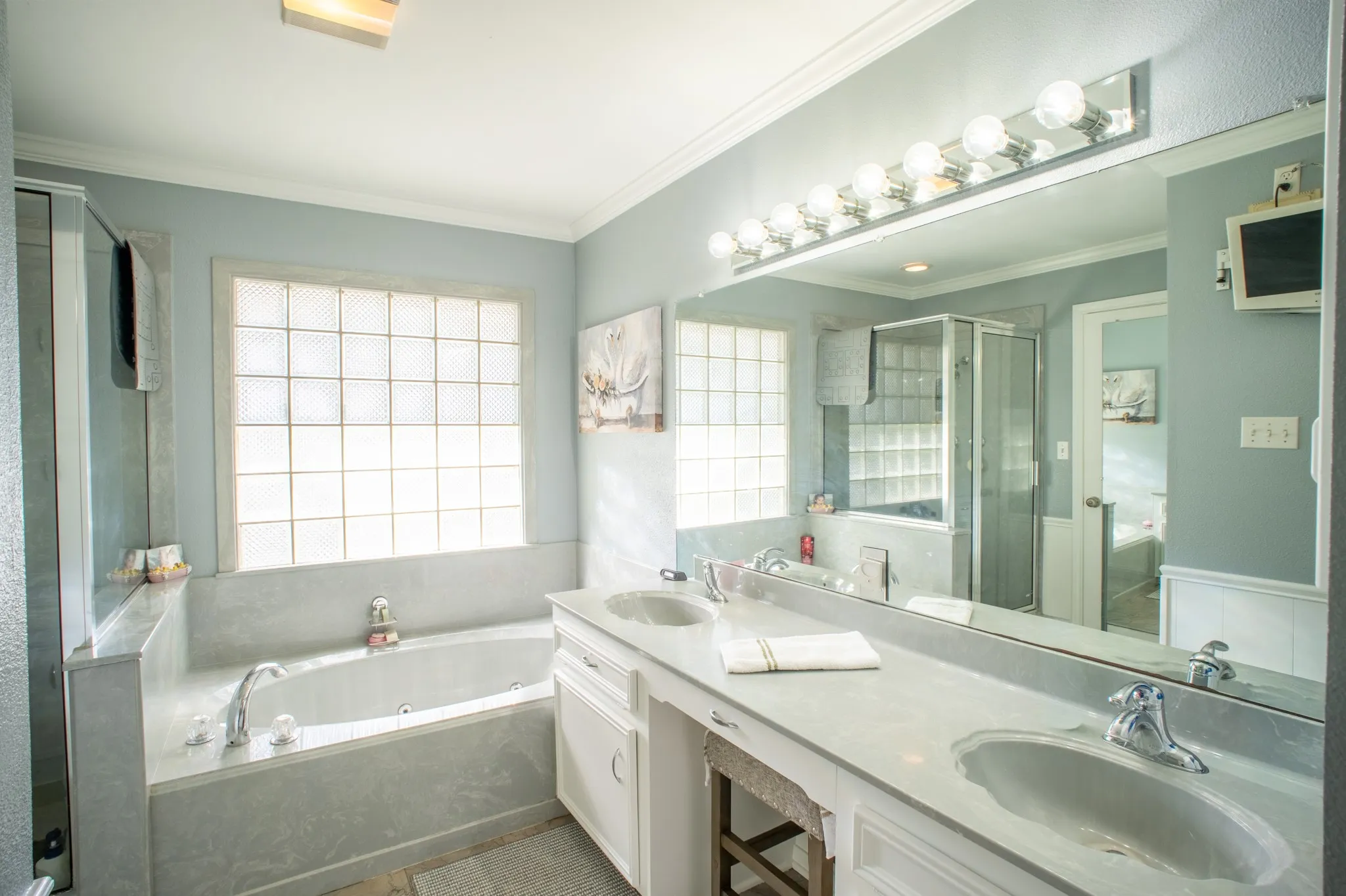 Single Family Residence For Sale in Limestone County , 535 FM 2681, Mexia, Texas 76667, 4 Bedroom, 5 Bathroom, 4 Garage spaces, 2,862 Sqft, built in 1991, mls#21377819, Real Estate Agent in Mexia, Homes For Sale in Limestone county, Homes For Sale in Mexia, Realtor in Mexia Texas, Real Estate Brokerage Independent Realty Texas, Luminita Cordes Realtor