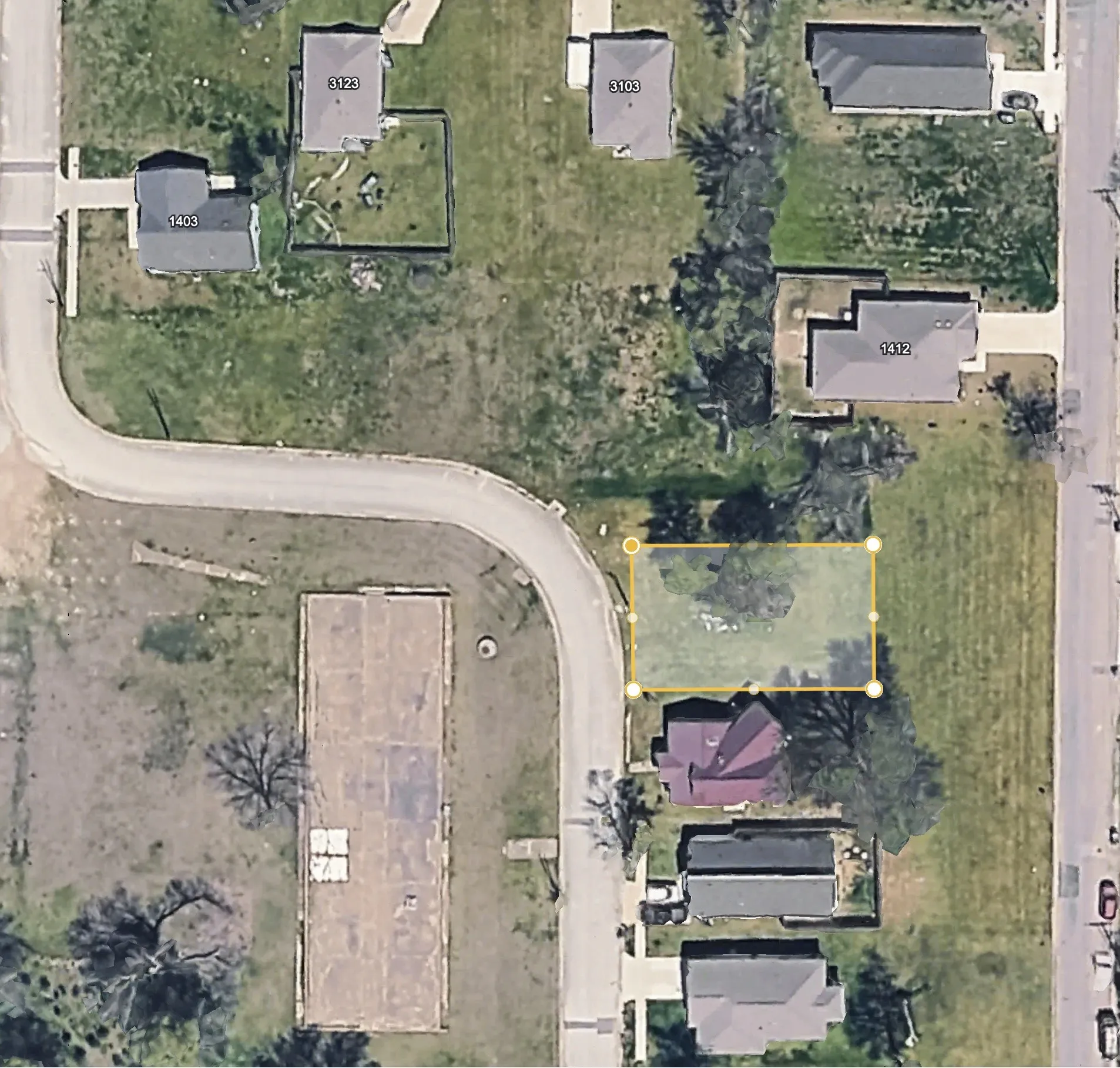 Unimproved Land For Sale in Hunt County , 1507 Clark Street, Greenville, Texas 75401, 0, 0, Garage spaces, 0 Sqft, built in 0, mls#21378488, Real Estate Agent in Greenville, Homes For Sale in Hunt county, Homes For Sale in Greenville, Realtor in Greenville Texas, Real Estate Brokerage Independent Realty Texas, Luminita Cordes Realtor