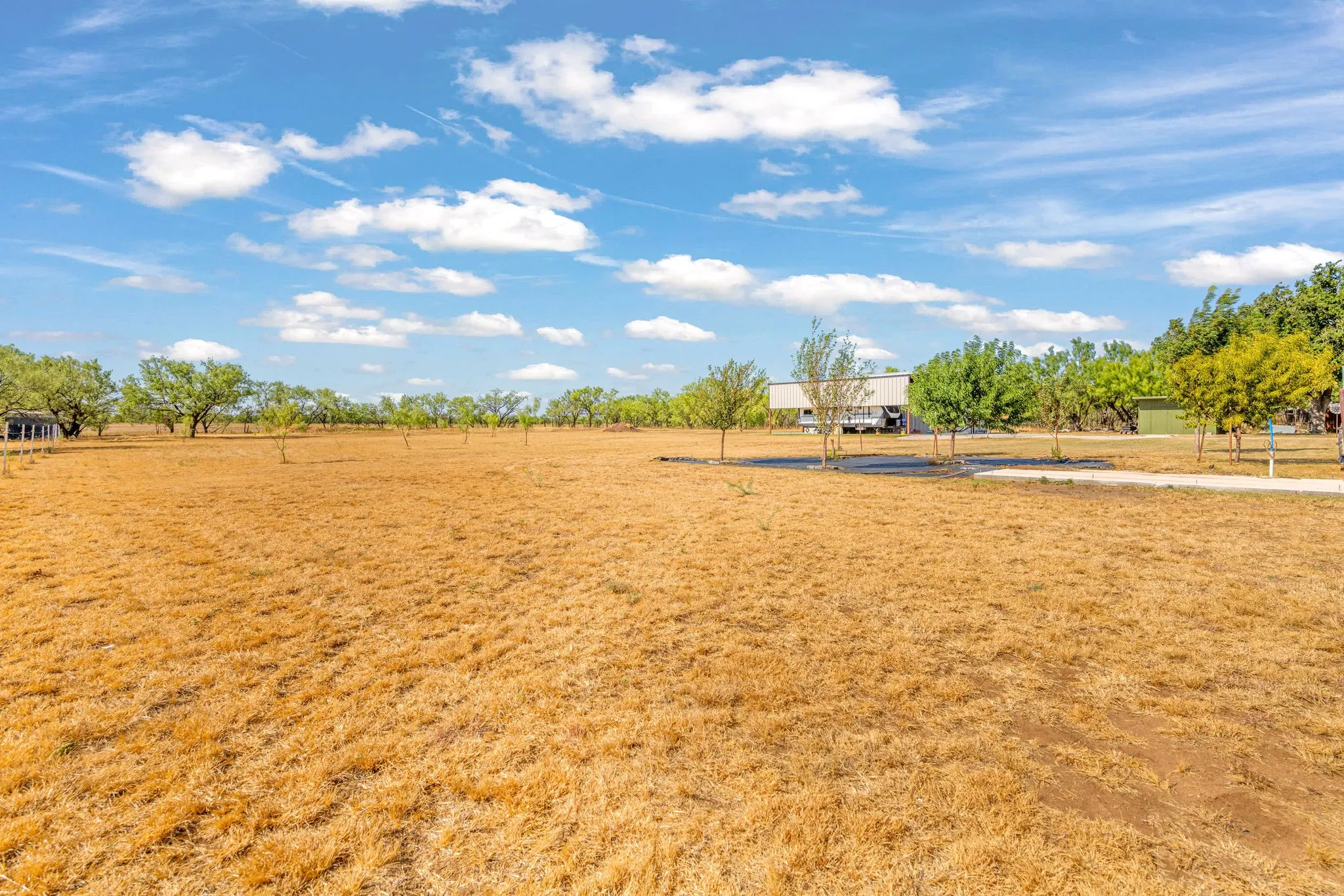 Single Family Residence For Sale in Taylor County , 149 BLACKBURN, Abilene, Texas 79602, 3 Bedroom, 2 Bathroom, 2 Garage spaces, 2,200 Sqft, built in 1968, mls#21357803, Real Estate Agent in Abilene, Homes For Sale in Taylor county, Homes For Sale in Abilene, Realtor in Abilene Texas, Real Estate Brokerage Independent Realty Texas, Luminita Cordes Realtor