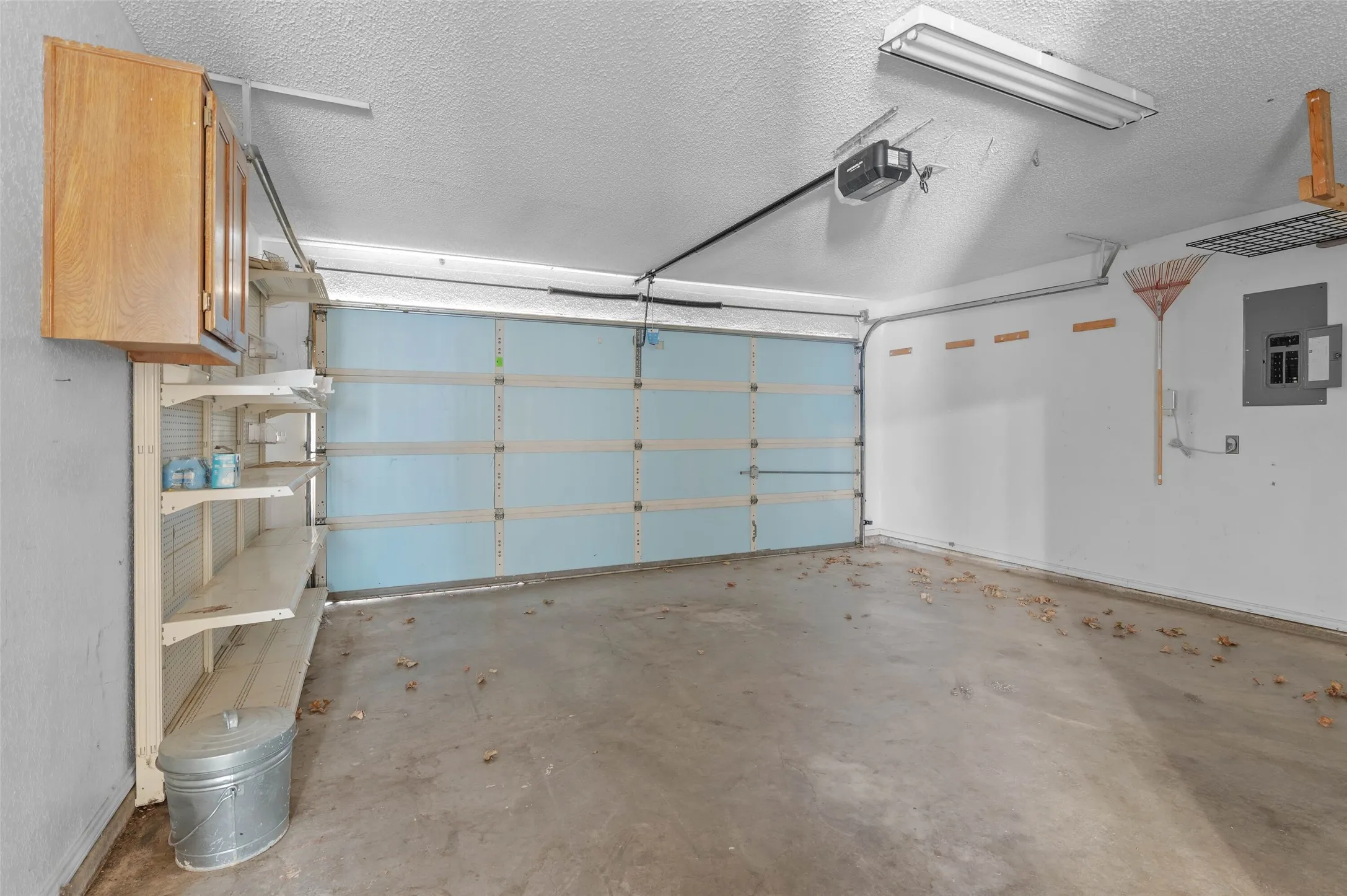 Single Family Residence For Rent in Denton County , 2812 Terry Court, Denton, Texas 76209, 2 Bedroom, 2 Bathroom, 2 Garage spaces, 1,264 Sqft, built in 1986, mls#21374901, Real Estate Agent in Denton, Homes For Rent in Denton county, Homes For Rent in Denton, Realtor in Denton Texas, Real Estate Brokerage Independent Realty Texas, Luminita Cordes Realtor