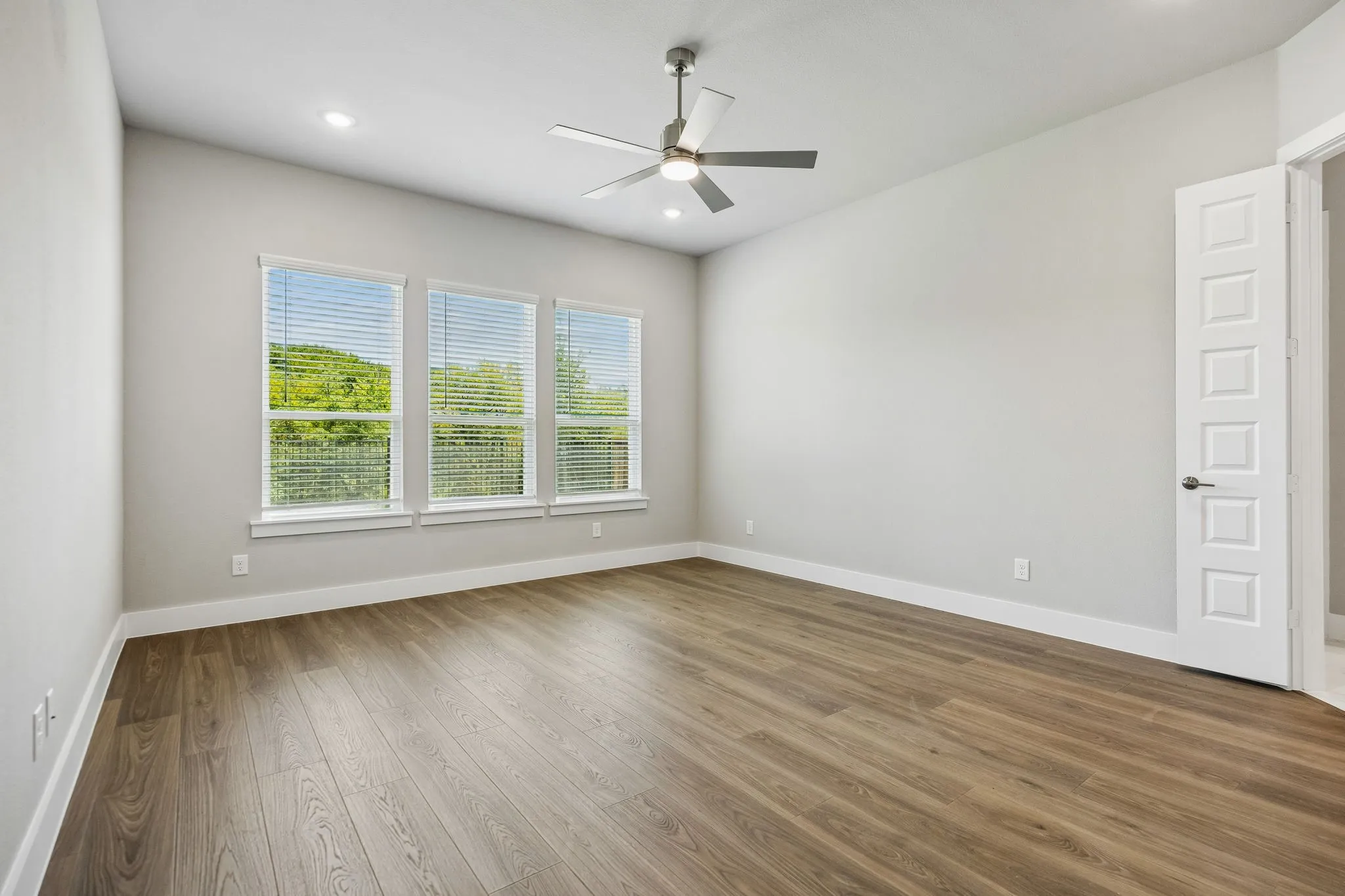 Single Family Residence For Sale in Collin County , 2423 Silver Spring Court, Celina, Texas 75009, 6 Bedroom, 5 Bathroom, 2 Garage spaces, 4,337 Sqft, built in 2026, mls#21378558, Real Estate Agent in Celina, Homes For Sale in Collin county, Homes For Sale in Celina, Realtor in Celina Texas, Real Estate Brokerage Independent Realty Texas, Luminita Cordes Realtor