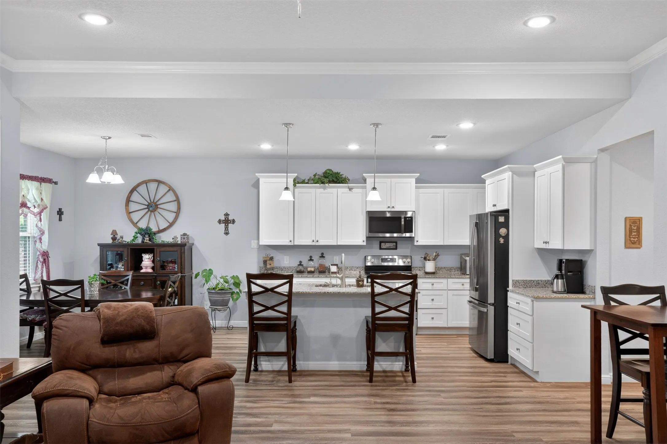 Single Family Residence For Sale in Johnson County , 108 Mcanear Street, Cleburne, Texas 76033, 3 Bedroom, 2 Bathroom, 2 Garage spaces, 1,909 Sqft, built in 2021, mls#21378550, Real Estate Agent in Cleburne, Homes For Sale in Johnson county, Homes For Sale in Cleburne, Realtor in Cleburne Texas, Real Estate Brokerage Independent Realty Texas, Luminita Cordes Realtor