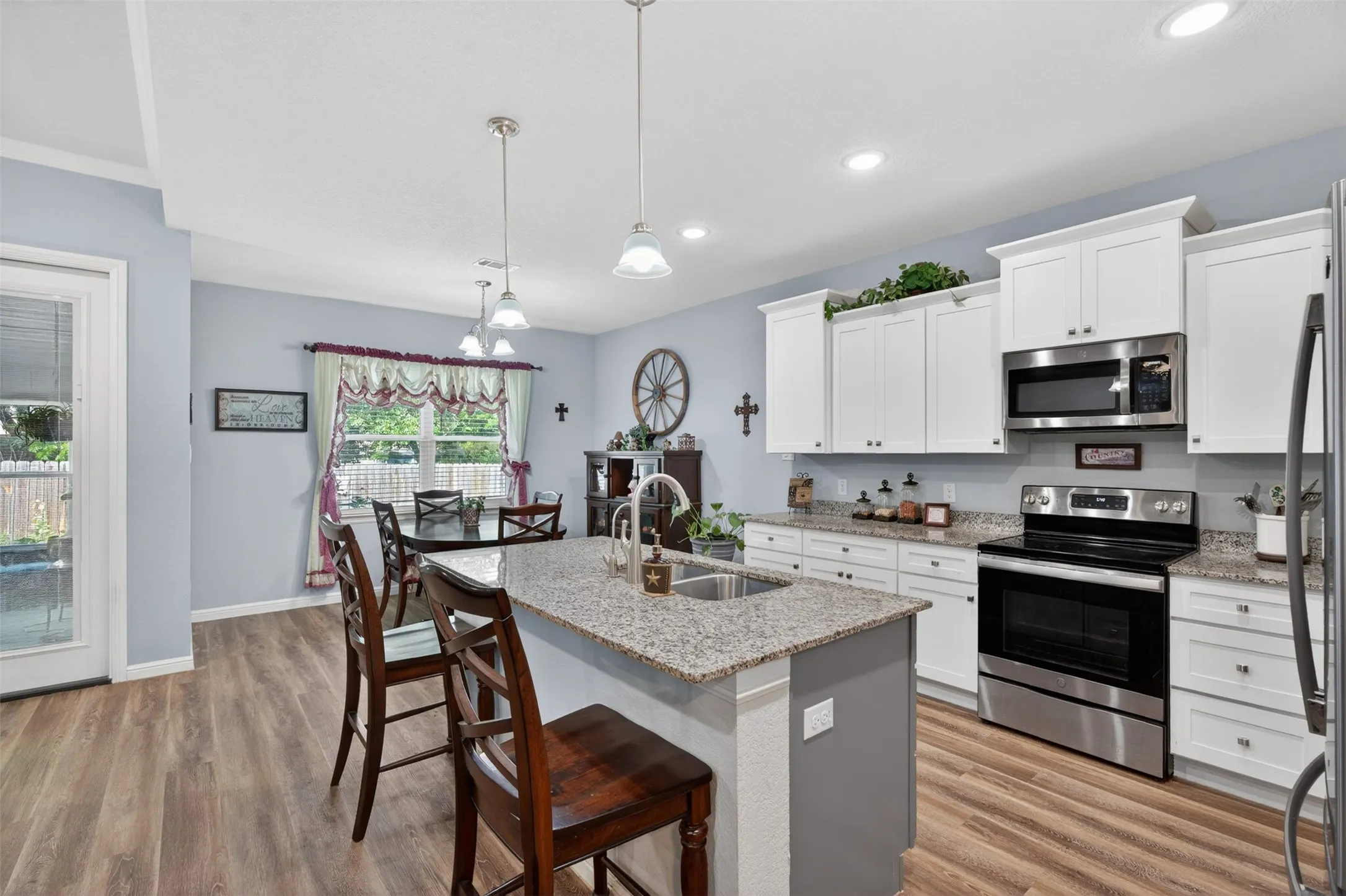 Single Family Residence For Sale in Johnson County , 108 Mcanear Street, Cleburne, Texas 76033, 3 Bedroom, 2 Bathroom, 2 Garage spaces, 1,909 Sqft, built in 2021, mls#21378550, Real Estate Agent in Cleburne, Homes For Sale in Johnson county, Homes For Sale in Cleburne, Realtor in Cleburne Texas, Real Estate Brokerage Independent Realty Texas, Luminita Cordes Realtor