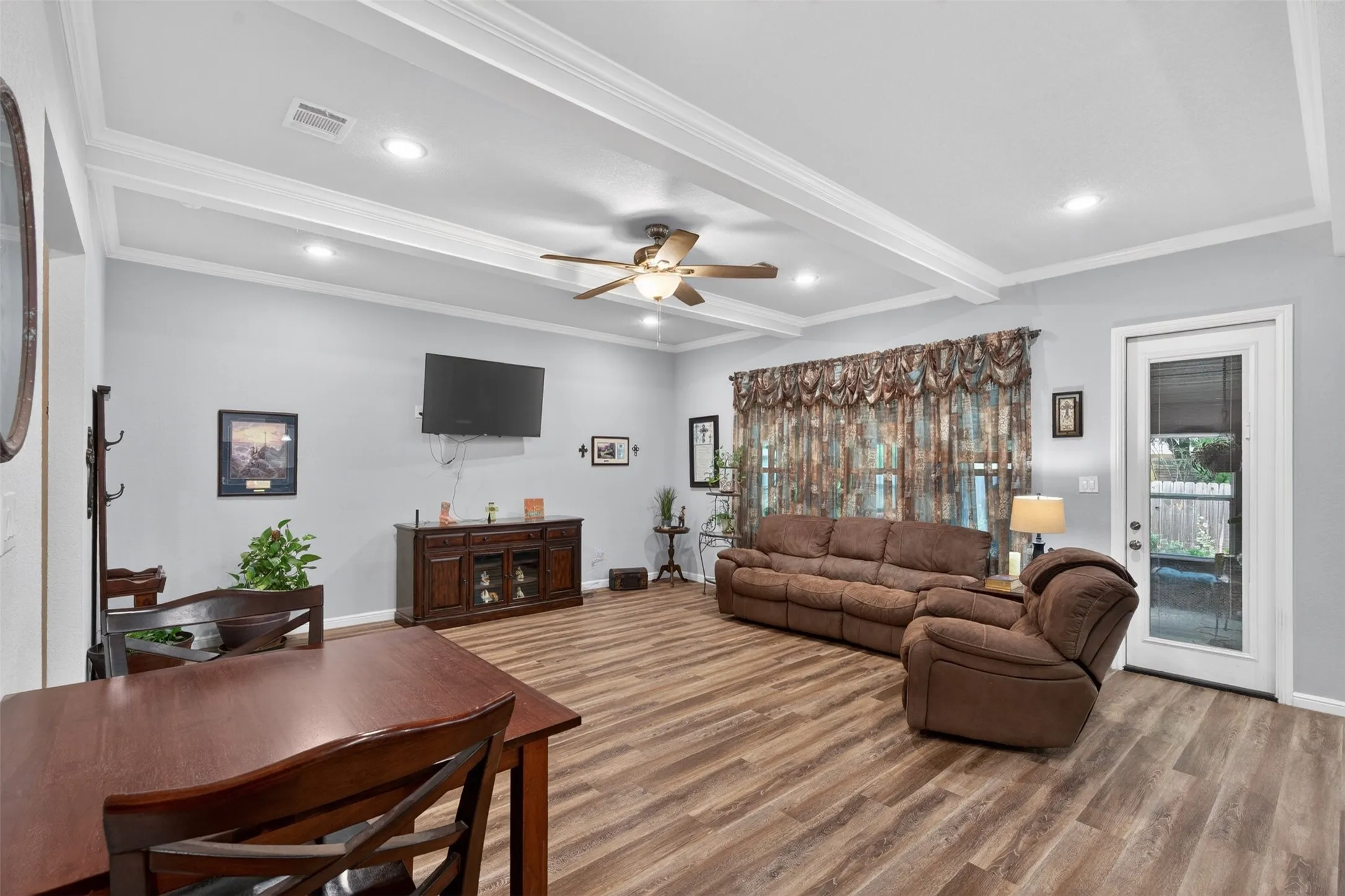 Single Family Residence For Sale in Johnson County , 108 Mcanear Street, Cleburne, Texas 76033, 3 Bedroom, 2 Bathroom, 2 Garage spaces, 1,909 Sqft, built in 2021, mls#21378550, Real Estate Agent in Cleburne, Homes For Sale in Johnson county, Homes For Sale in Cleburne, Realtor in Cleburne Texas, Real Estate Brokerage Independent Realty Texas, Luminita Cordes Realtor