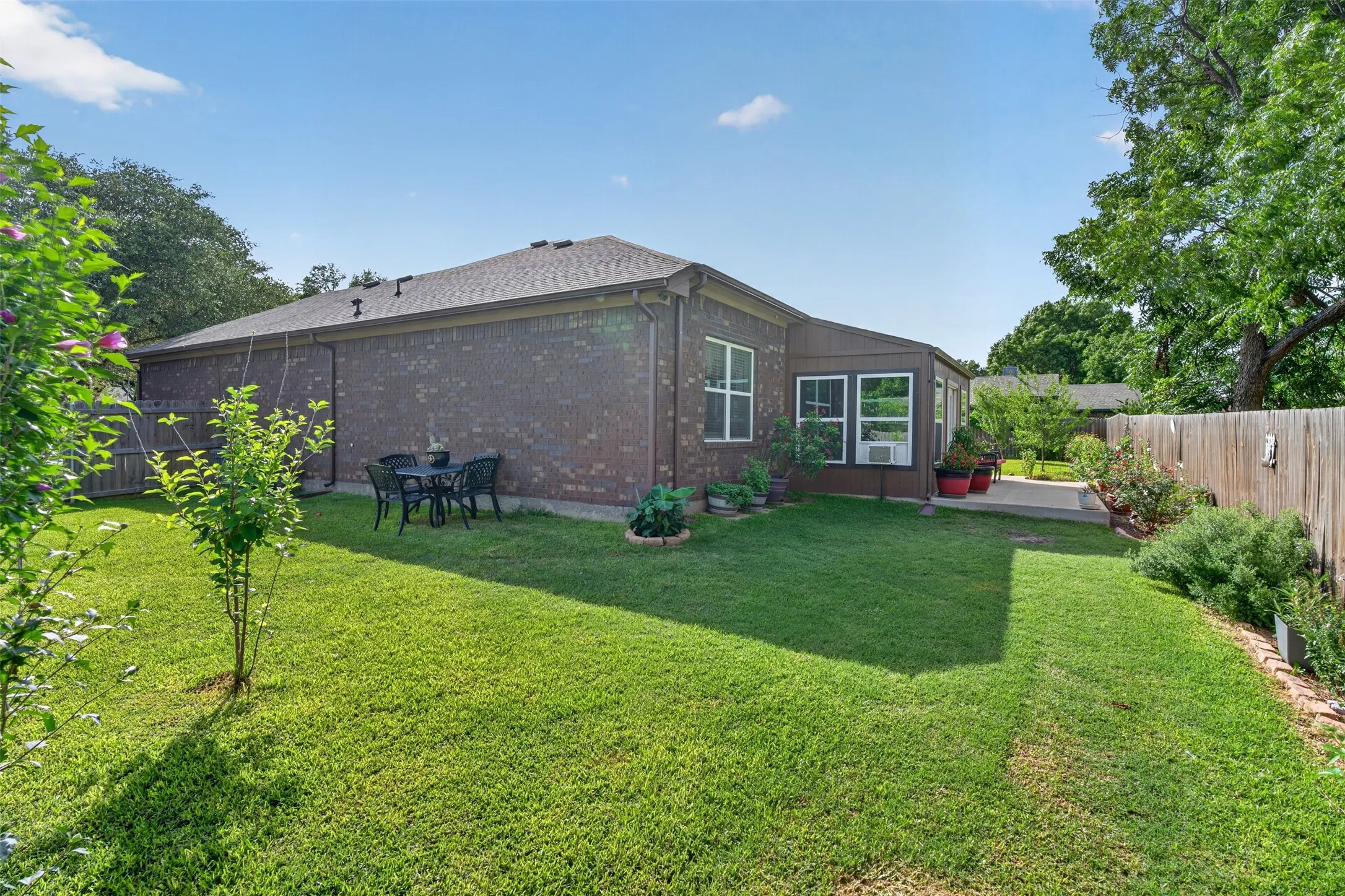 Single Family Residence For Sale in Johnson County , 108 Mcanear Street, Cleburne, Texas 76033, 3 Bedroom, 2 Bathroom, 2 Garage spaces, 1,909 Sqft, built in 2021, mls#21378550, Real Estate Agent in Cleburne, Homes For Sale in Johnson county, Homes For Sale in Cleburne, Realtor in Cleburne Texas, Real Estate Brokerage Independent Realty Texas, Luminita Cordes Realtor