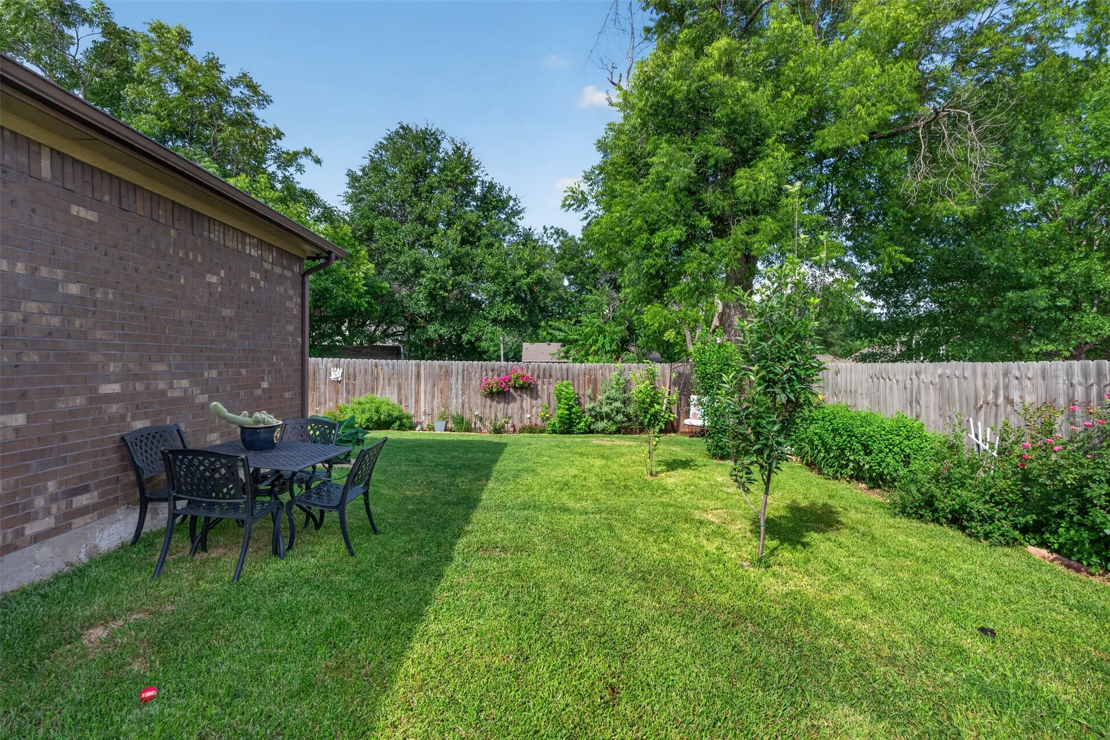 Single Family Residence For Sale in Johnson County , 108 Mcanear Street, Cleburne, Texas 76033, 3 Bedroom, 2 Bathroom, 2 Garage spaces, 1,909 Sqft, built in 2021, mls#21378550, Real Estate Agent in Cleburne, Homes For Sale in Johnson county, Homes For Sale in Cleburne, Realtor in Cleburne Texas, Real Estate Brokerage Independent Realty Texas, Luminita Cordes Realtor