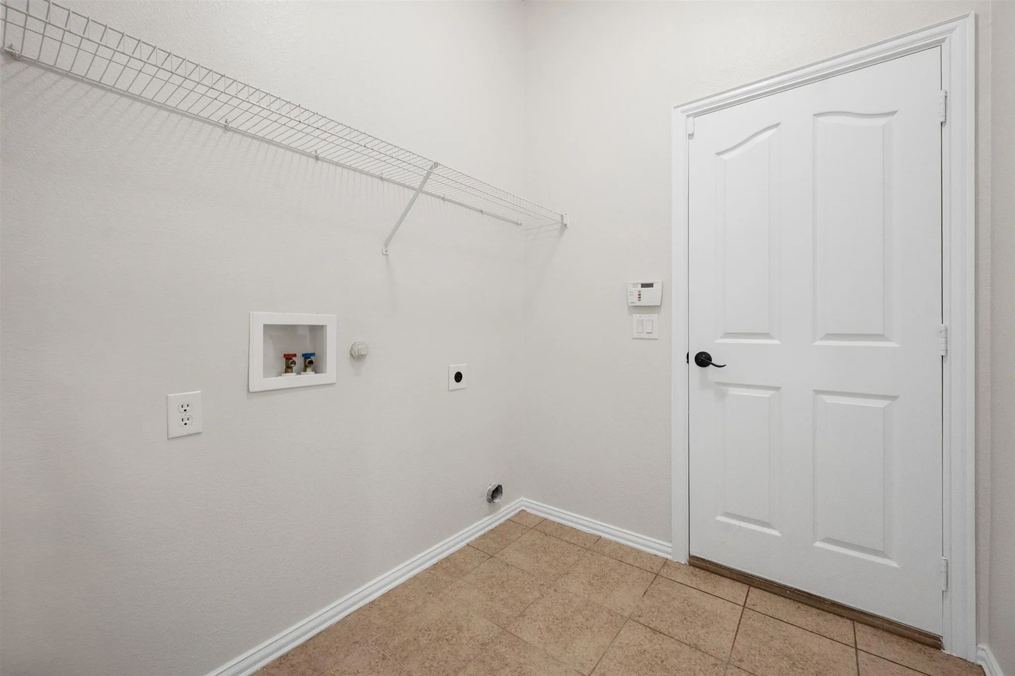 Single Family Residence For Sale in Johnson County , 1313 Concho Trail, Mansfield, Texas 76063, 4 Bedroom, 2 Bathroom, 2 Garage spaces, 1,856 Sqft, built in 2009, mls#21355851, Real Estate Agent in Mansfield, Homes For Sale in Johnson county, Homes For Sale in Mansfield, Realtor in Mansfield Texas, Real Estate Brokerage Independent Realty Texas, Luminita Cordes Realtor