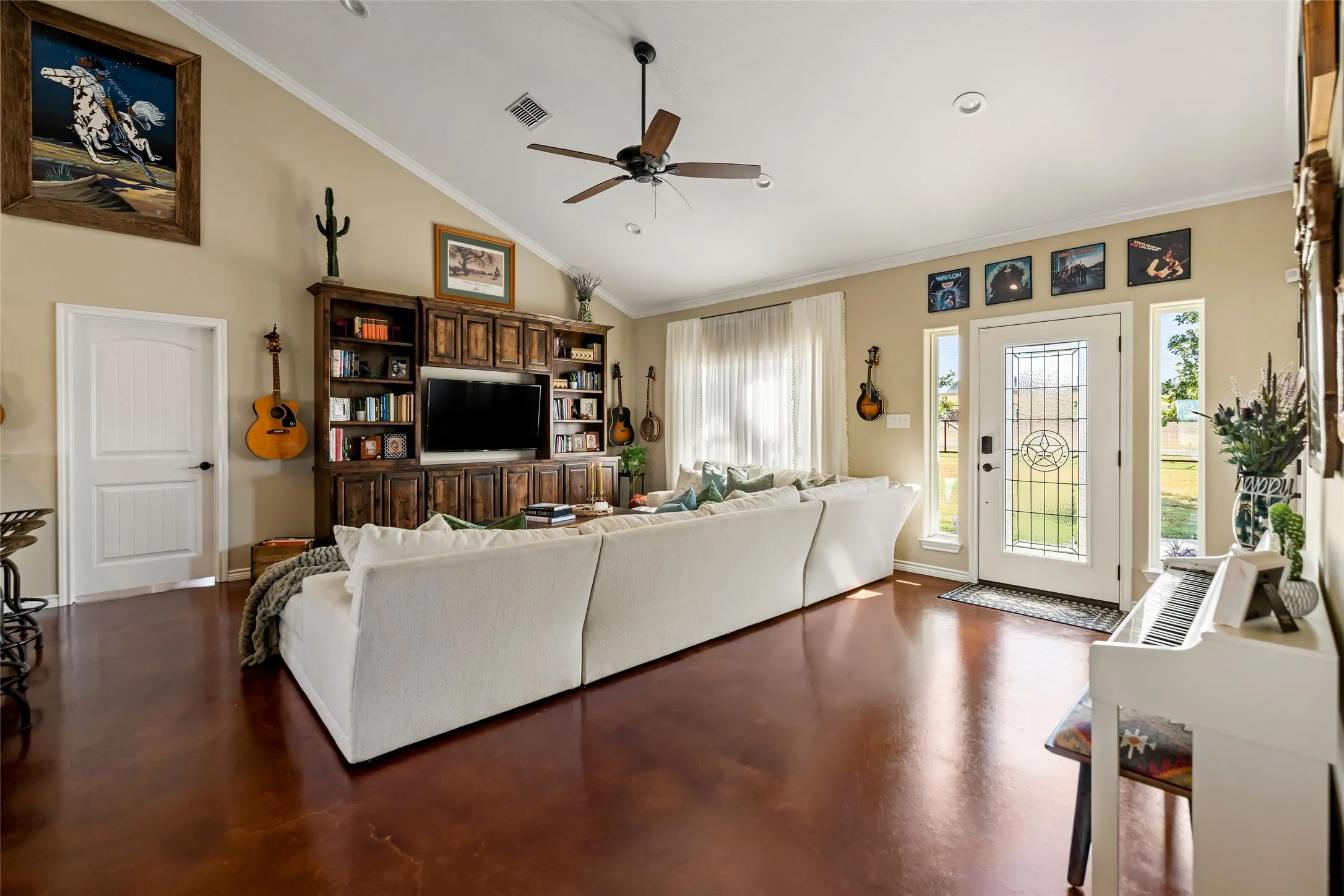 Single Family Residence For Sale in Erath County , 2910 County Road 386, Stephenville, Texas 76401, 3 Bedroom, 3 Bathroom, Garage spaces, 1,870 Sqft, built in 2020, mls#21374828, Real Estate Agent in Stephenville, Homes For Sale in Erath county, Homes For Sale in Stephenville, Realtor in Stephenville Texas, Real Estate Brokerage Independent Realty Texas, Luminita Cordes Realtor