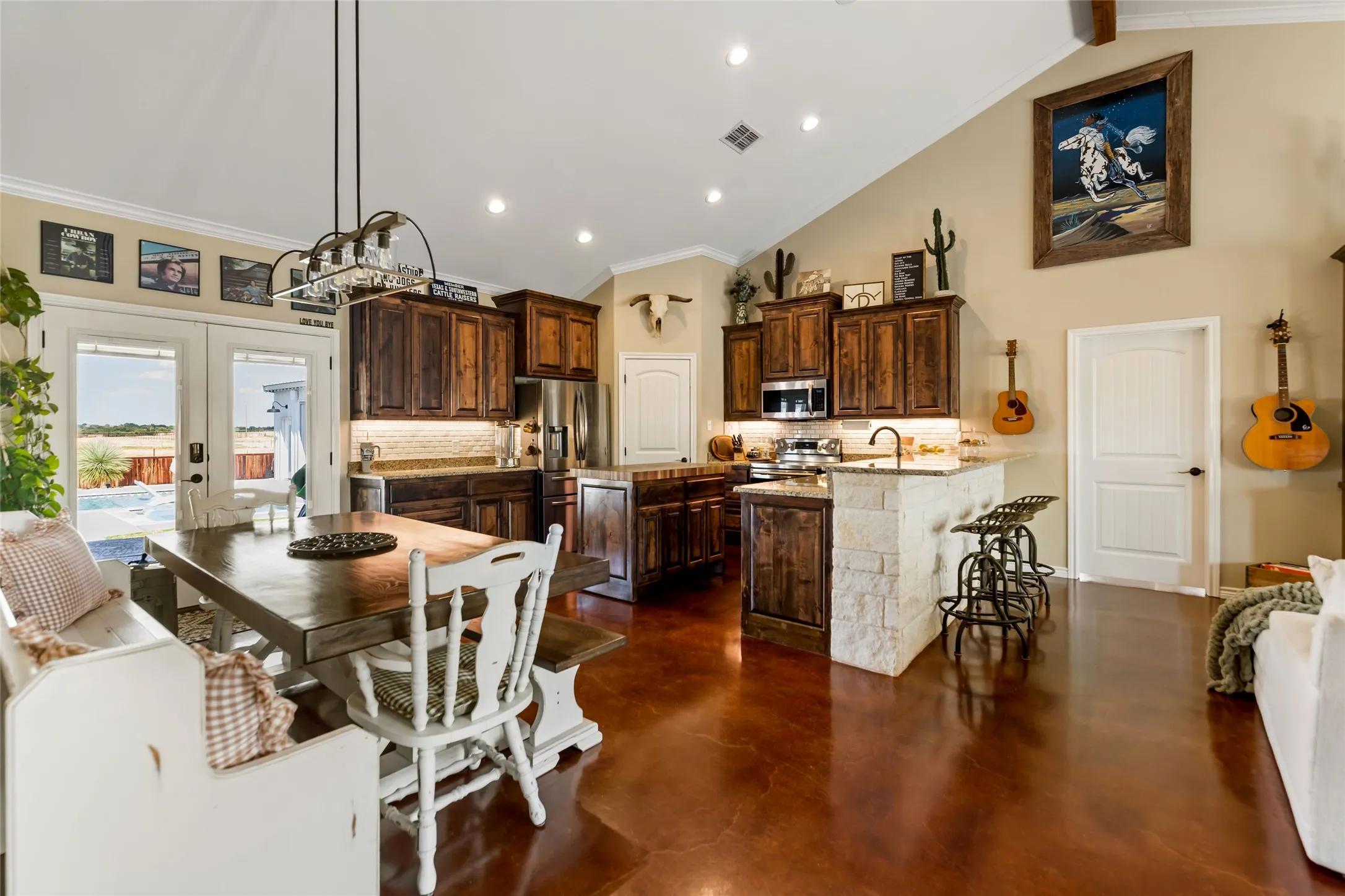 Single Family Residence For Sale in Erath County , 2910 County Road 386, Stephenville, Texas 76401, 3 Bedroom, 3 Bathroom, Garage spaces, 1,870 Sqft, built in 2020, mls#21374828, Real Estate Agent in Stephenville, Homes For Sale in Erath county, Homes For Sale in Stephenville, Realtor in Stephenville Texas, Real Estate Brokerage Independent Realty Texas, Luminita Cordes Realtor
